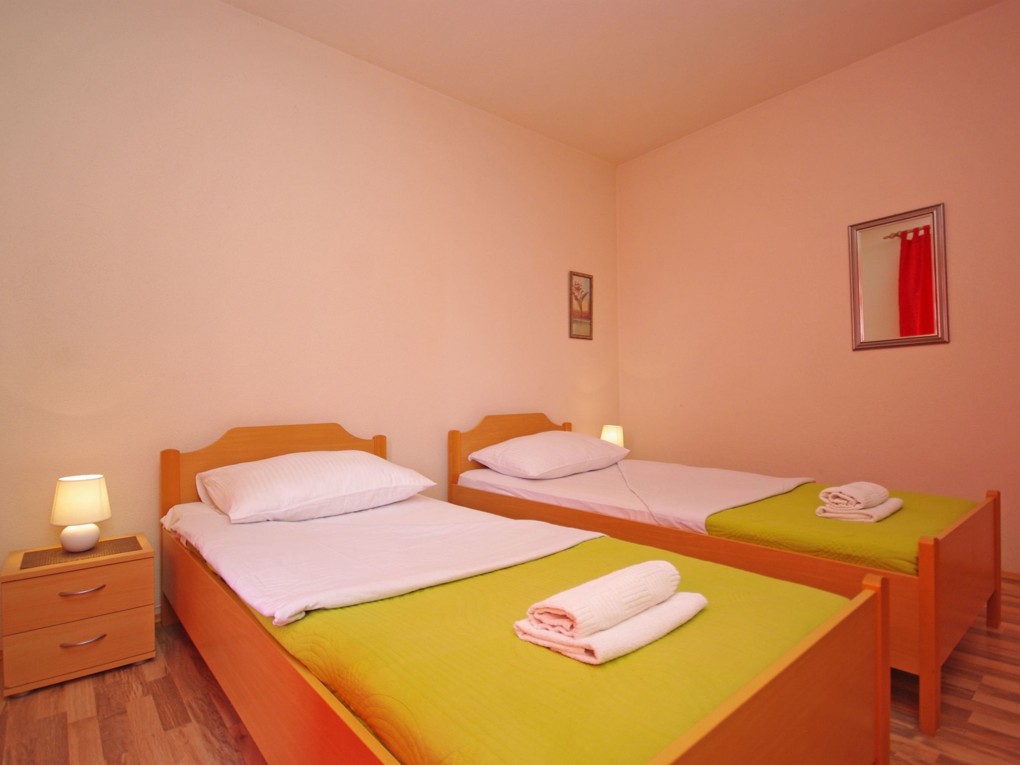 Für 4 Personen ca. 40 m&sup2; in Podstrana, Dalmatien (Gespanschaft Split-Dalma-Drinnen