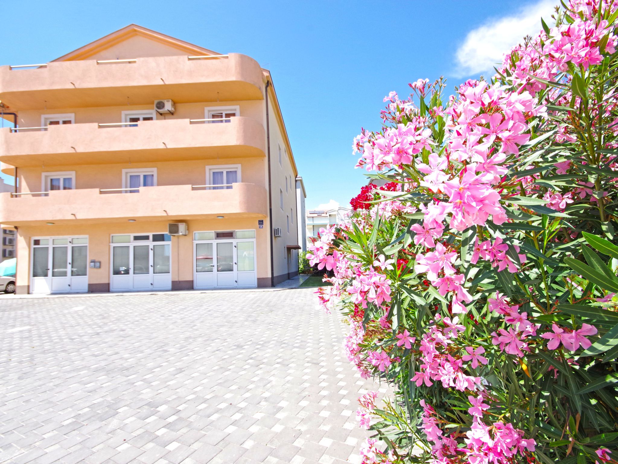 Für 4 Personen ca. 40 m&sup2; in Podstrana, Dalmatien (Gespanschaft Split-Dalma-Draußen