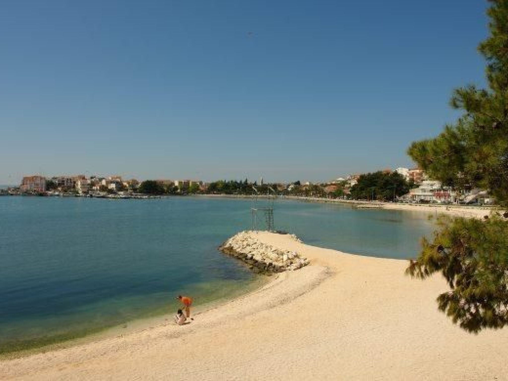 Für 4 Personen ca. 40 m&sup2; in Podstrana, Dalmatien (Gespanschaft Split-Dalma-Draußen