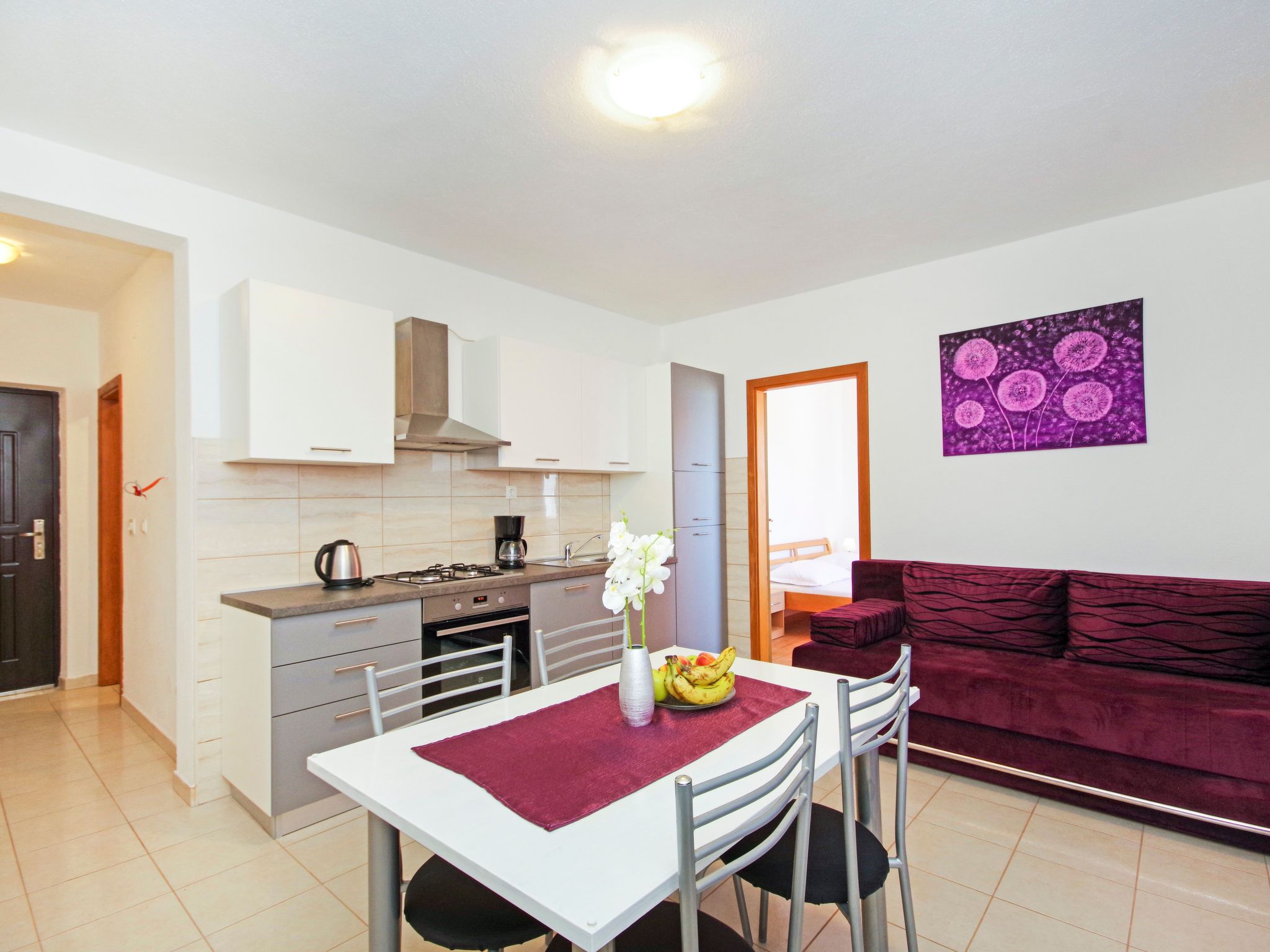 Für 4 Personen ca. 40 m&sup2; in Podstrana, Dalmatien (Gespanschaft Split-Dalma-Image-tags.info