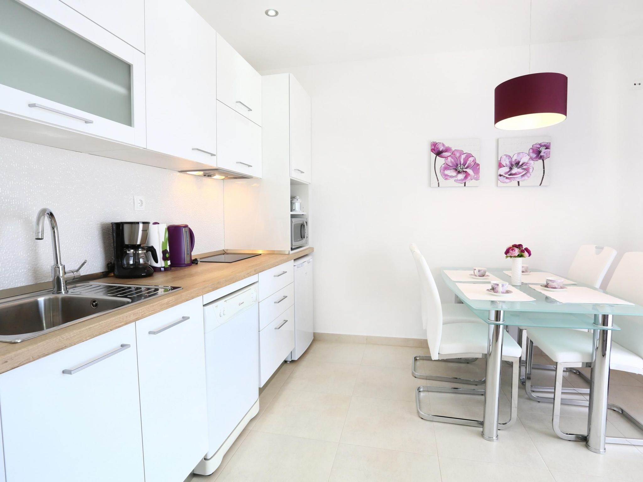 Strandnahe Ferienwohnung mit Terrasse-Image-tags.info