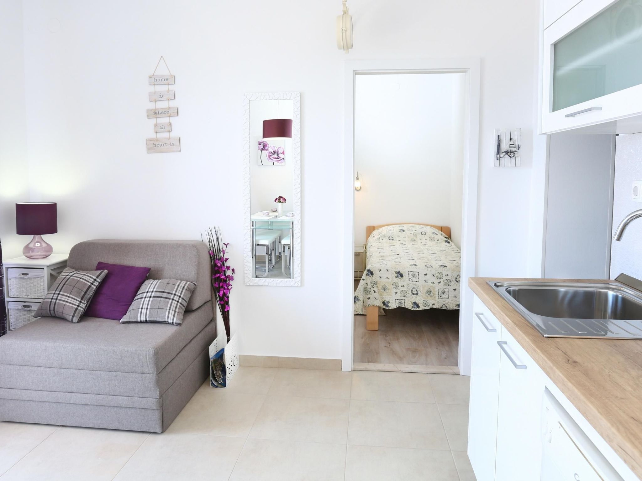 Strandnahe Ferienwohnung mit Terrasse-Image-tags.info