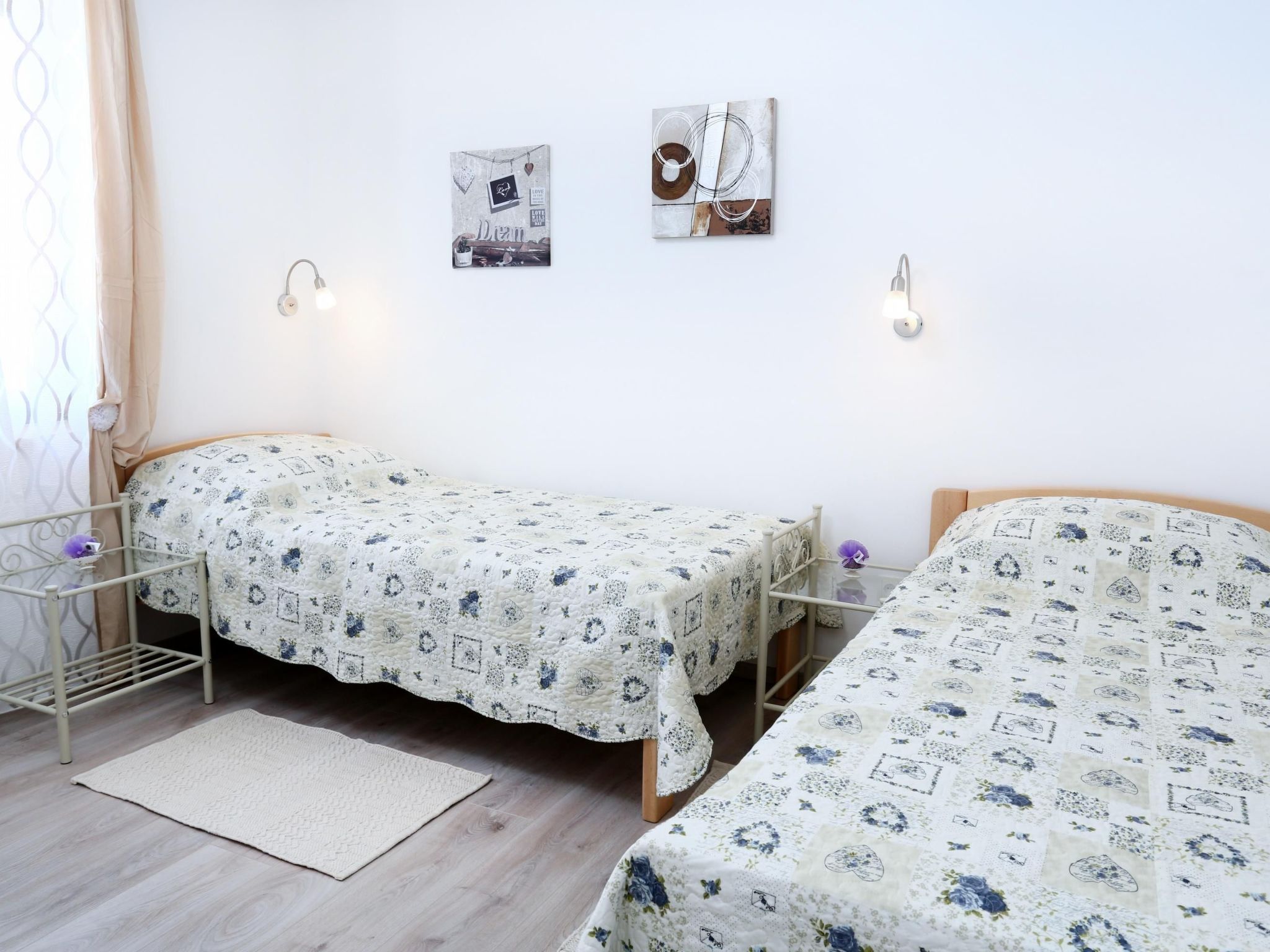 Strandnahe Ferienwohnung mit Terrasse-Image-tags.info