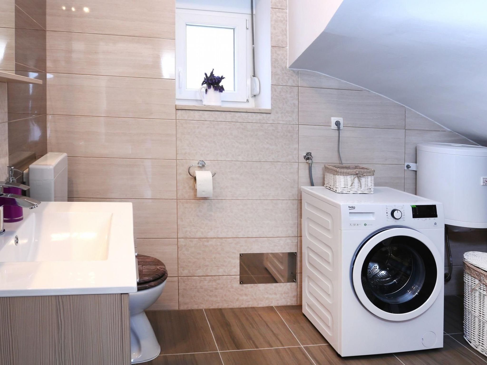 Strandnahe Ferienwohnung mit Terrasse-Image-tags.info