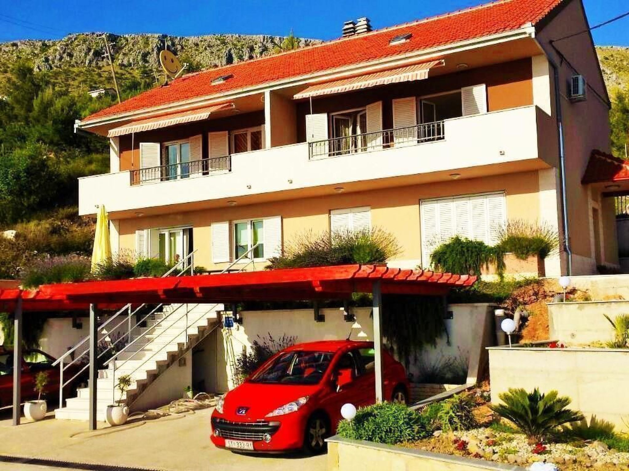 Mit Terrasse und herrlichem Ausblick