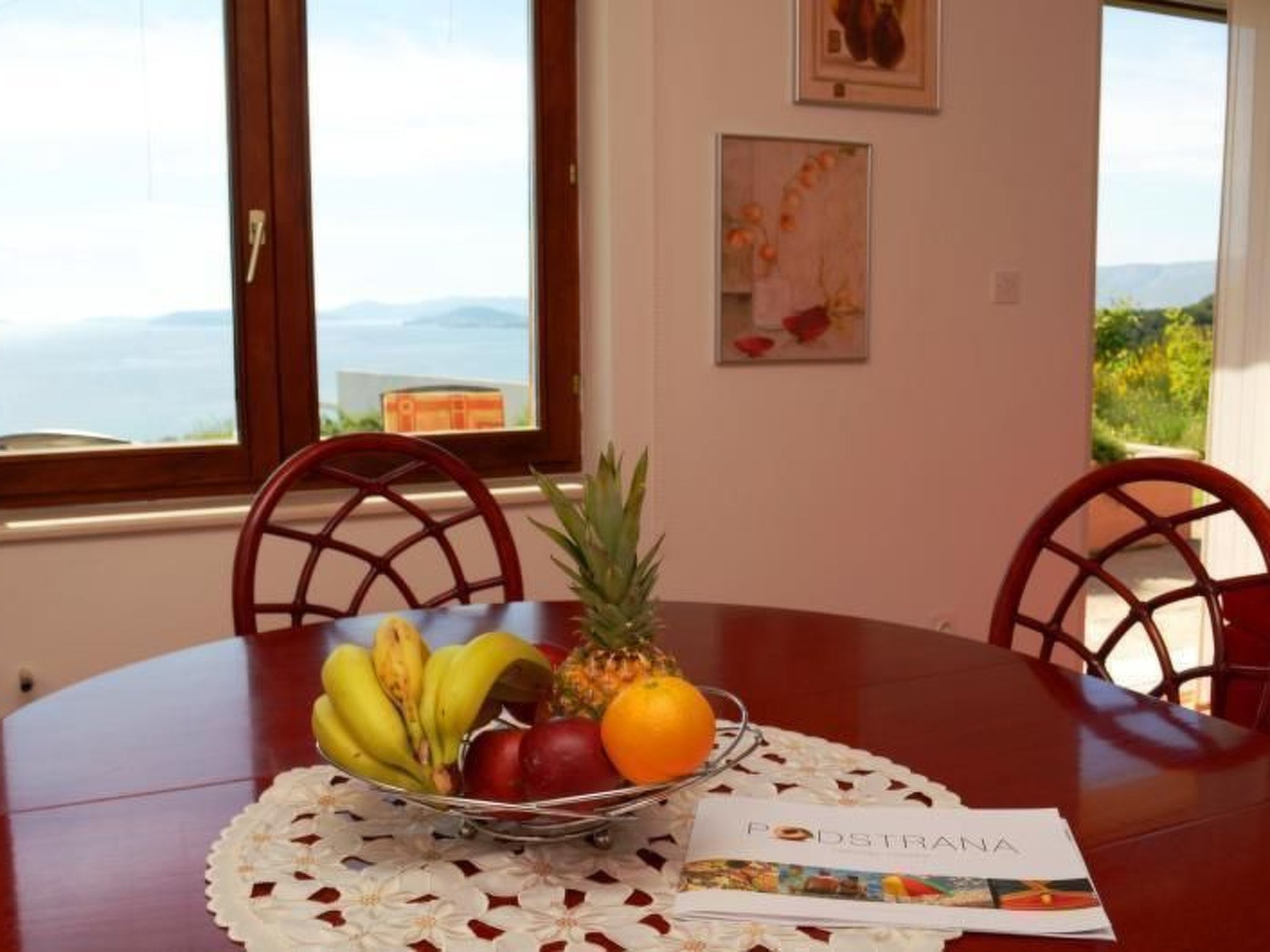 Mit Terrasse und herrlichem Ausblick-Image-tags.info