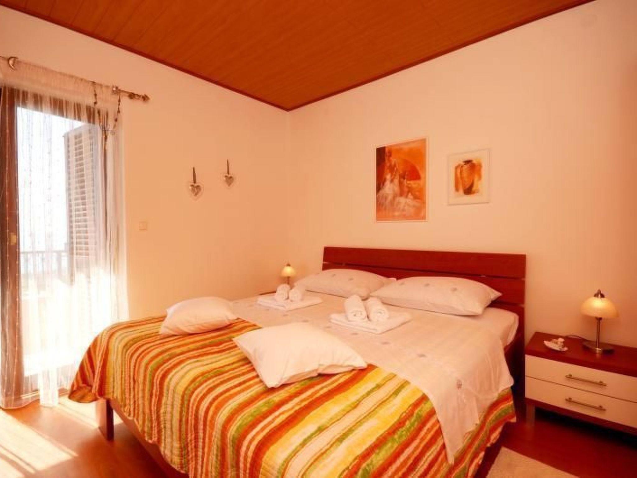 Mit Terrasse und herrlichem Ausblick-Image-tags.info