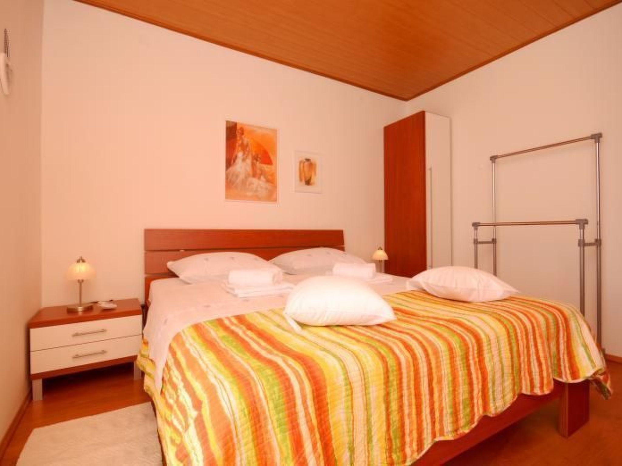 Mit Terrasse und herrlichem Ausblick-Image-tags.info