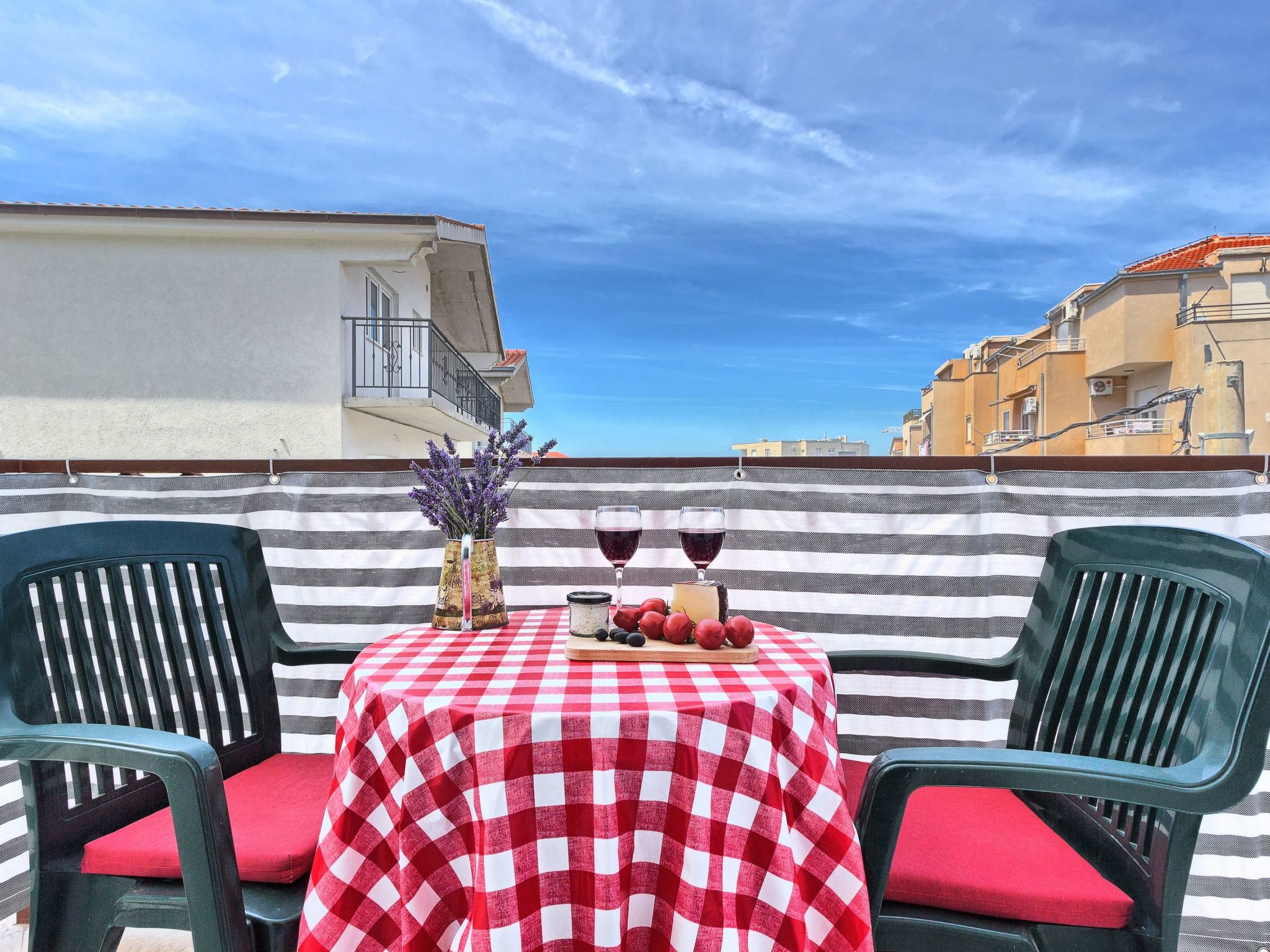 Gemütliches Studio mit Balkon