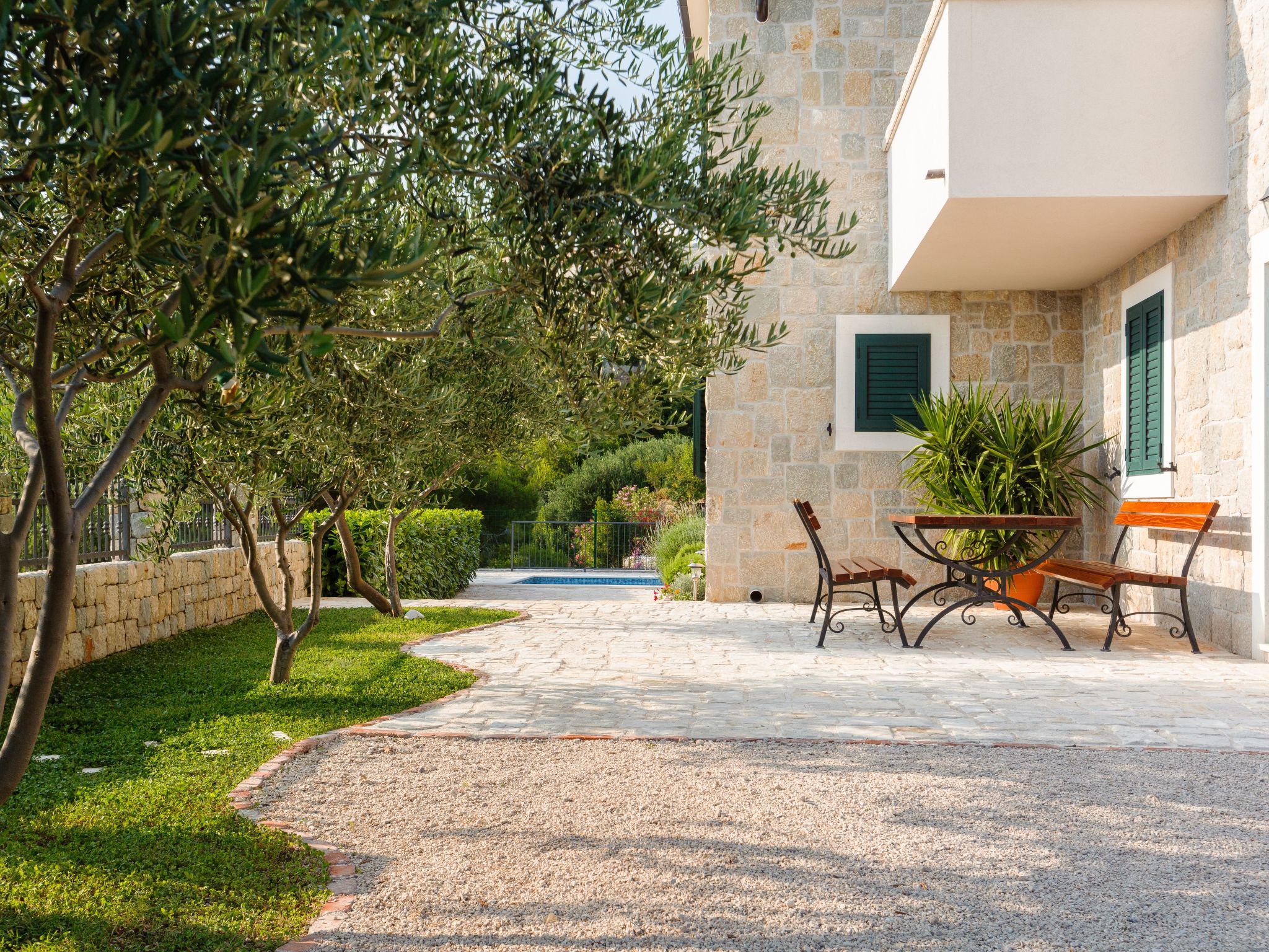 Luxuriöse Steinvilla mit privatem Swimmingpool und herrlichem Meerblick-Drinnen