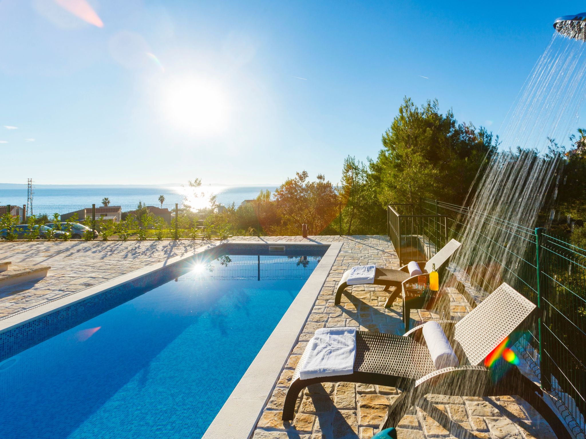 Luxuriöse Steinvilla mit privatem Swimmingpool und herrlichem Meerblick-Drinnen