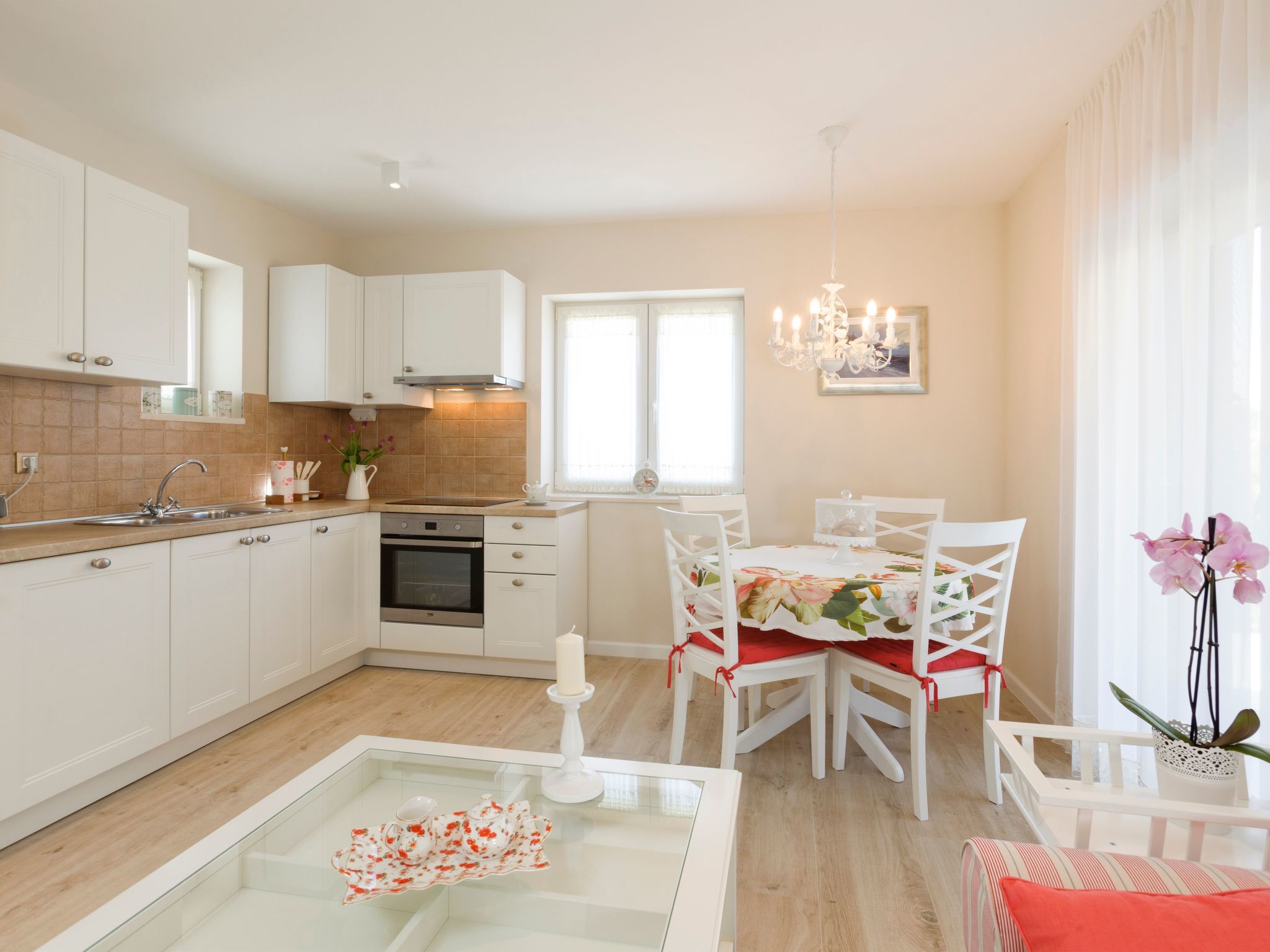 Luxuriöse Steinvilla mit privatem Swimmingpool und herrlichem Meerblick