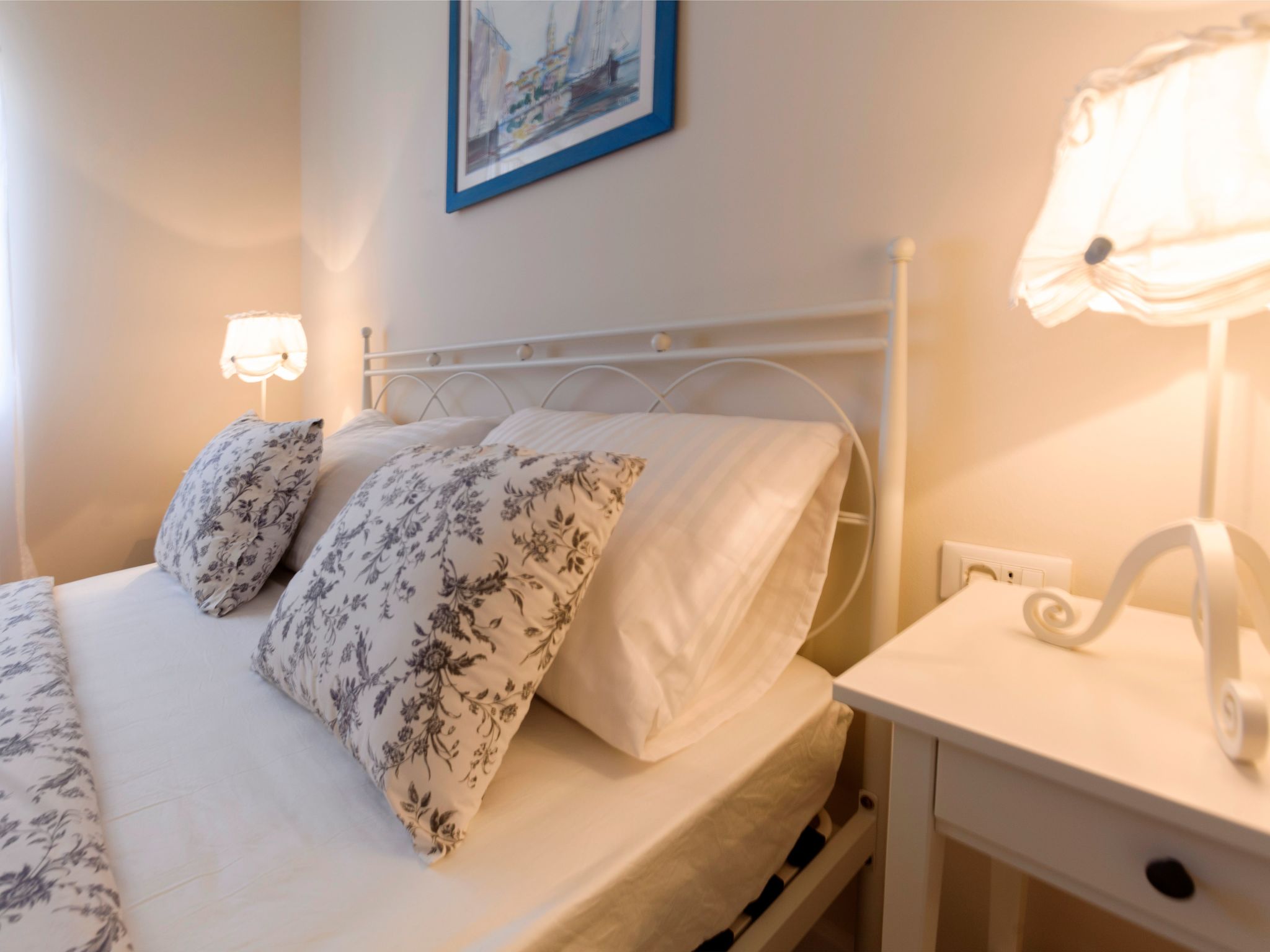 Luxuriöse Steinvilla mit privatem Swimmingpool und herrlichem Meerblick-Drinnen