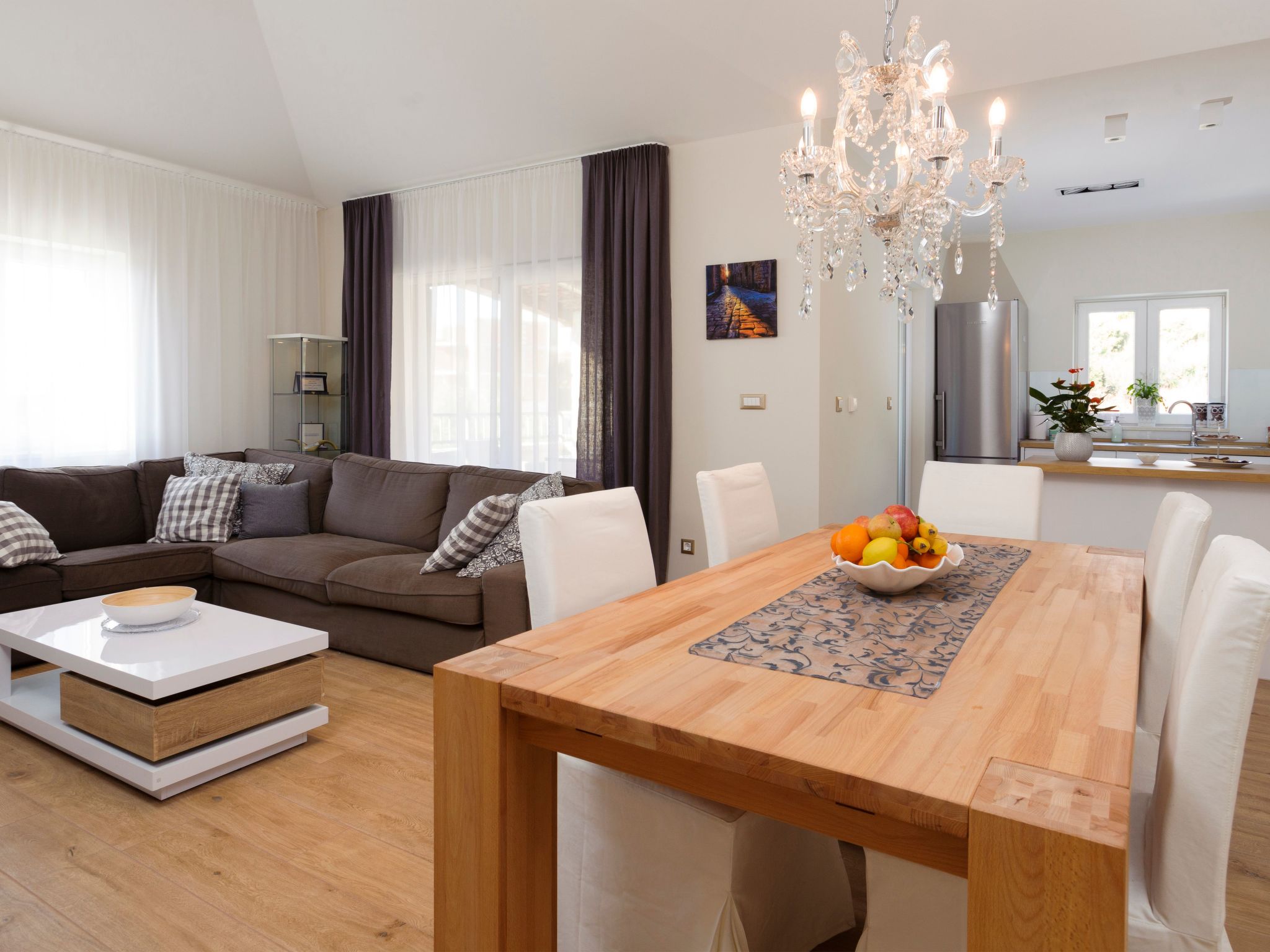 Luxuriöse Steinvilla mit privatem Swimmingpool und herrlichem Meerblick-Drinnen