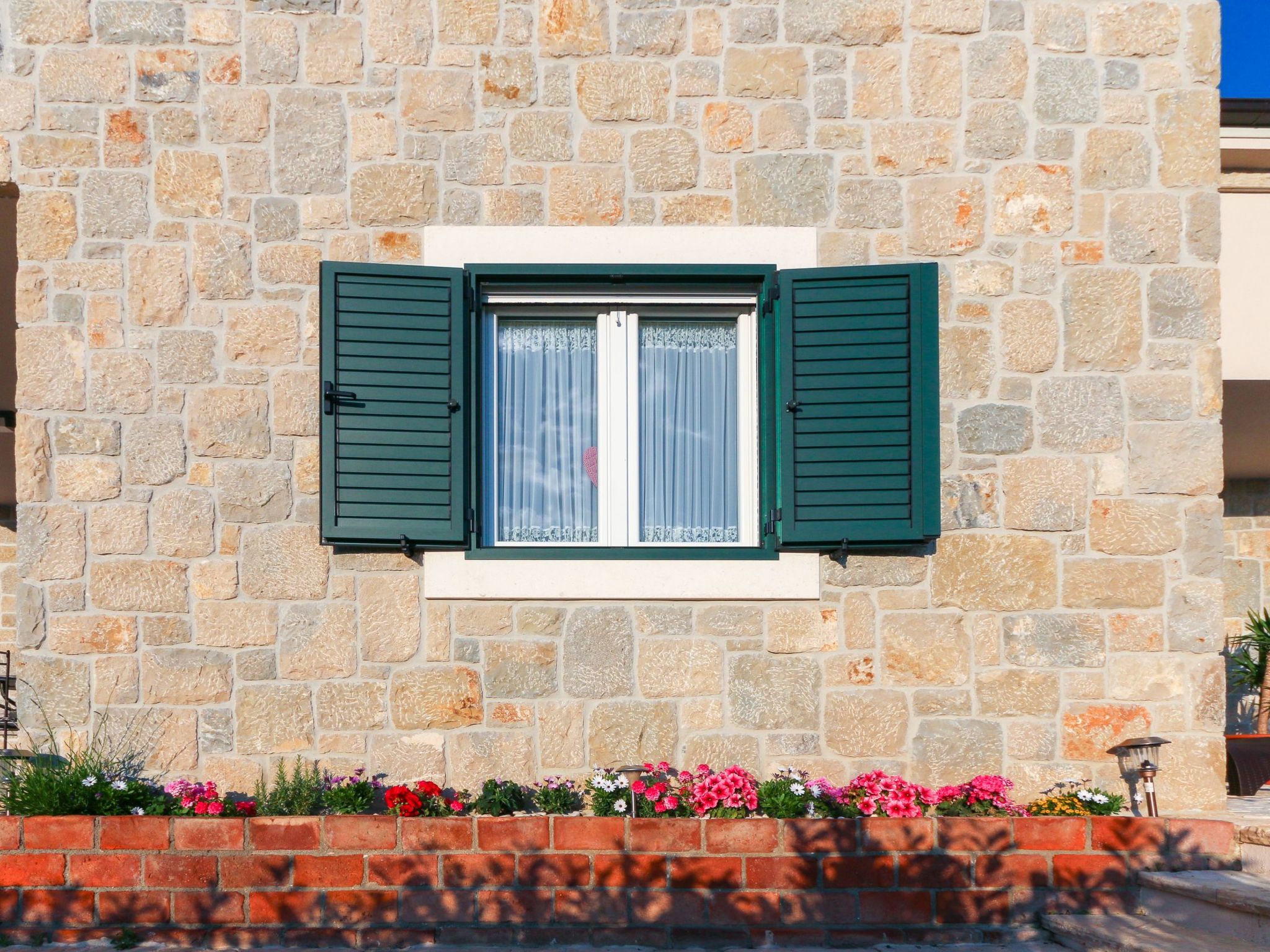 Luxuriöse Steinvilla mit privatem Swimmingpool und herrlichem Meerblick-Drinnen