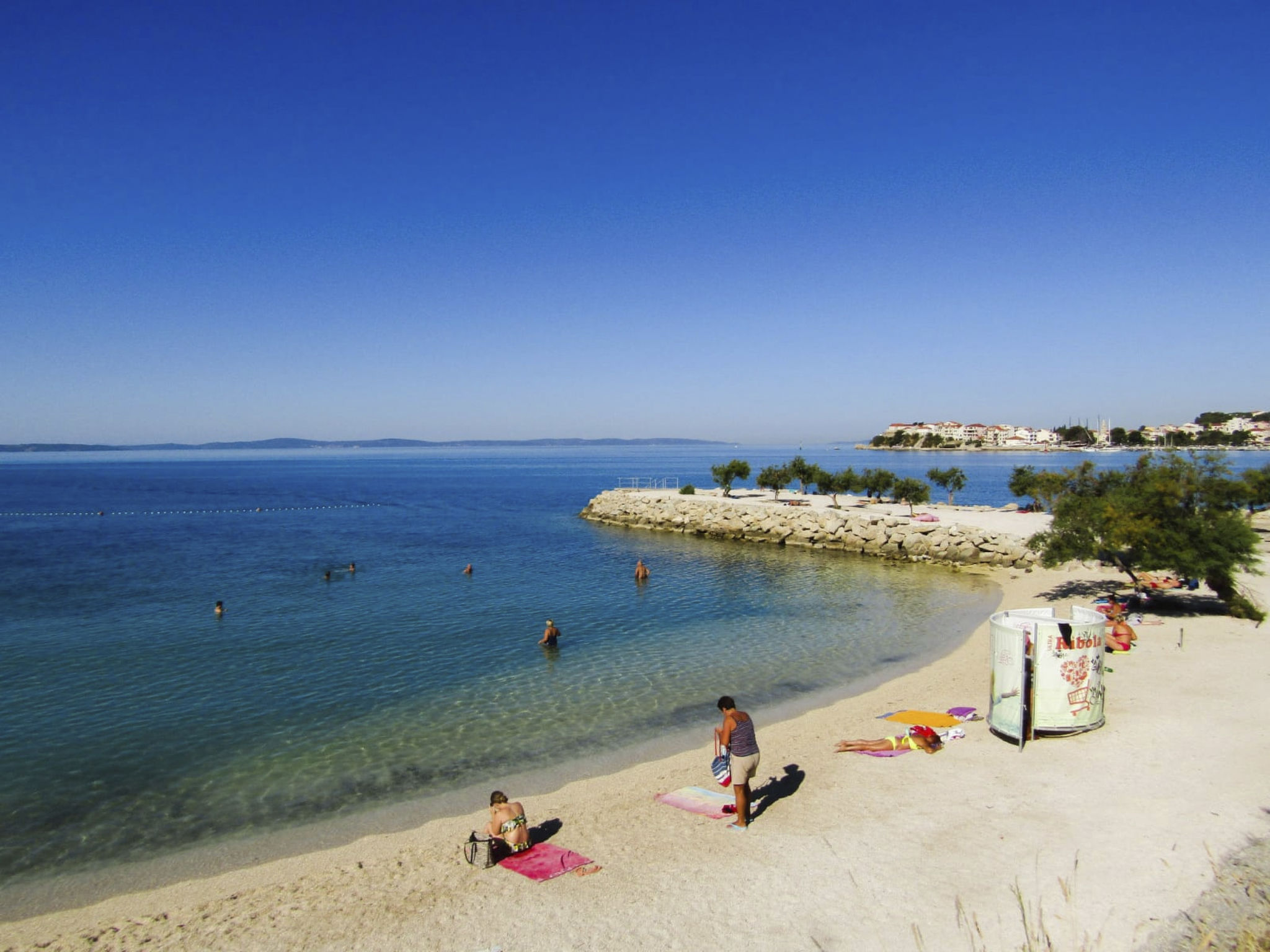 "Split Area Apartment"-Dedans