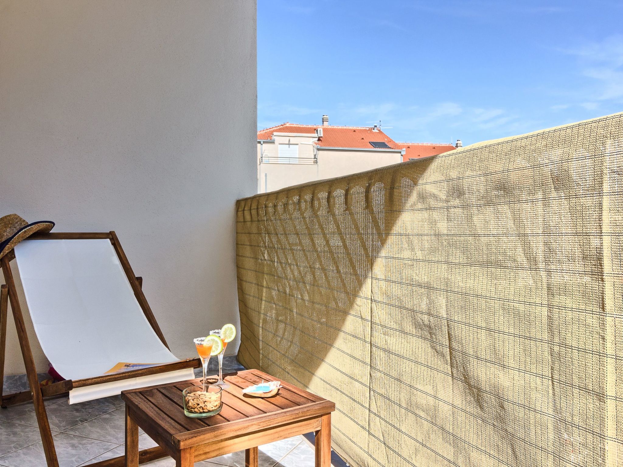 "Split Area Apartment"-Dedans