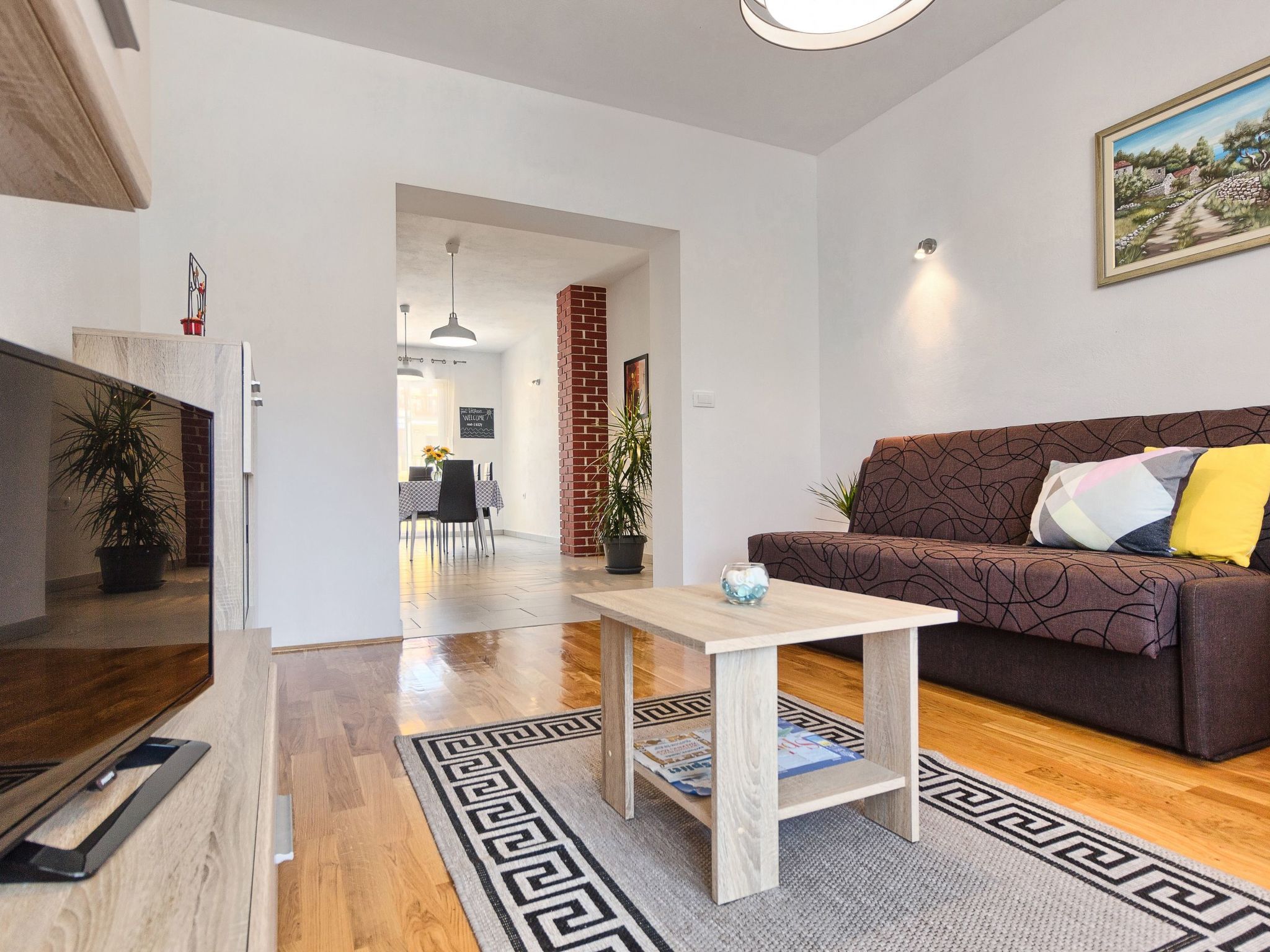 "Split Area Apartment"-Dedans