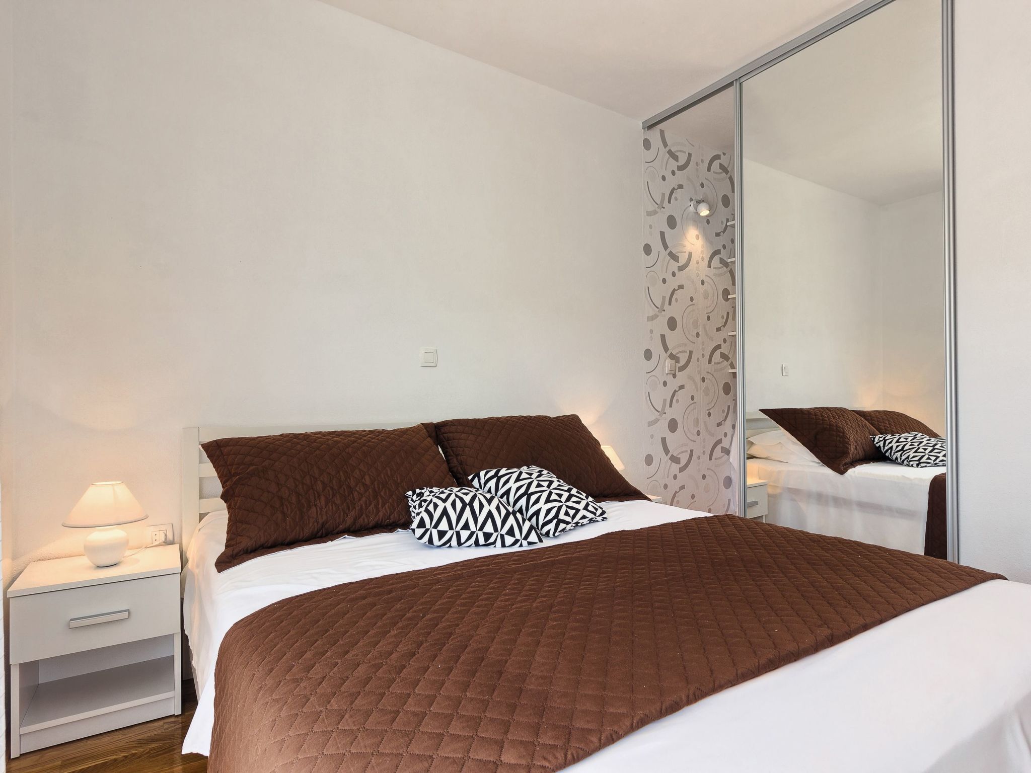 "Split Area Apartment"