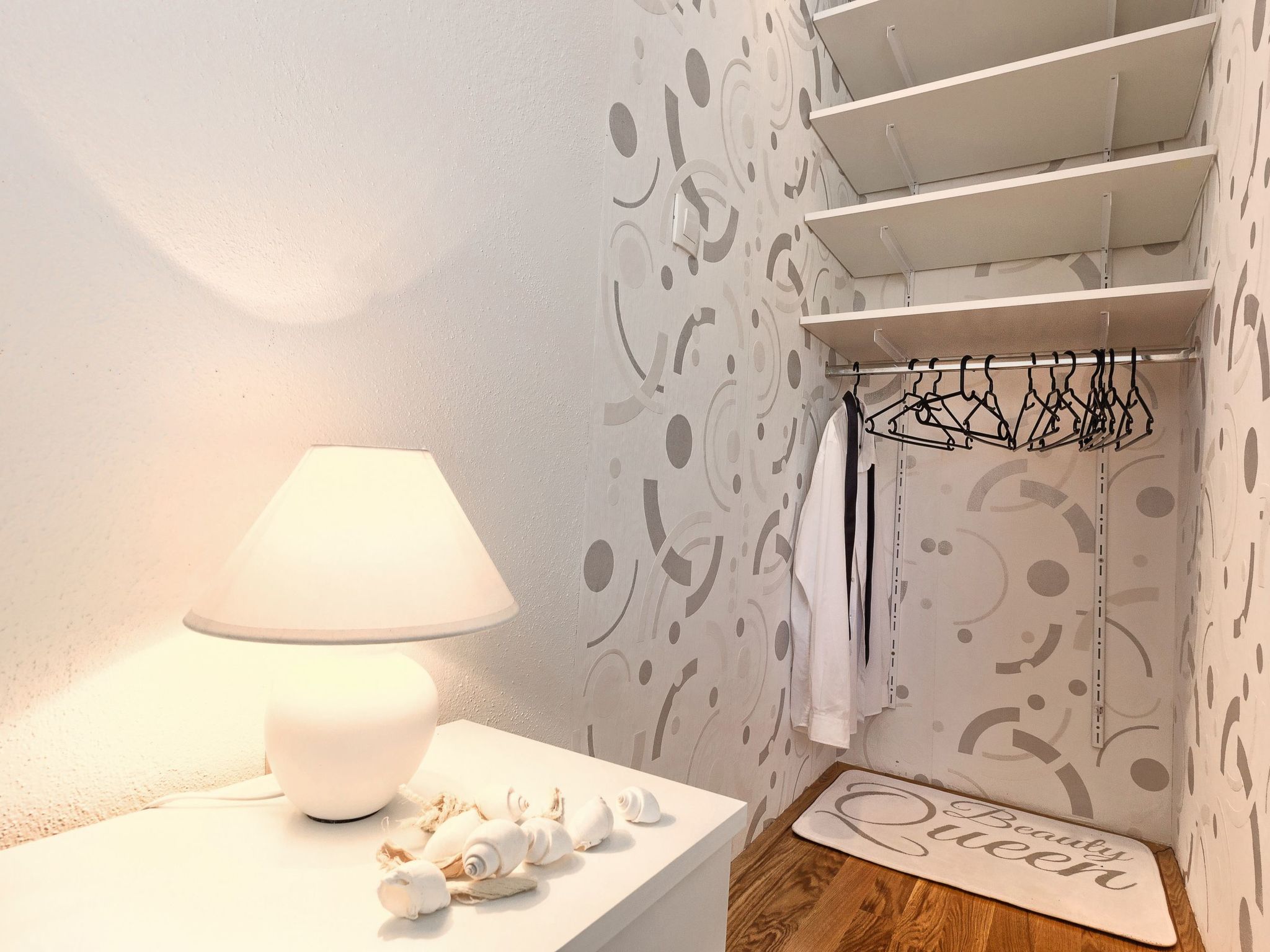 "Split Area Apartment"-Dedans