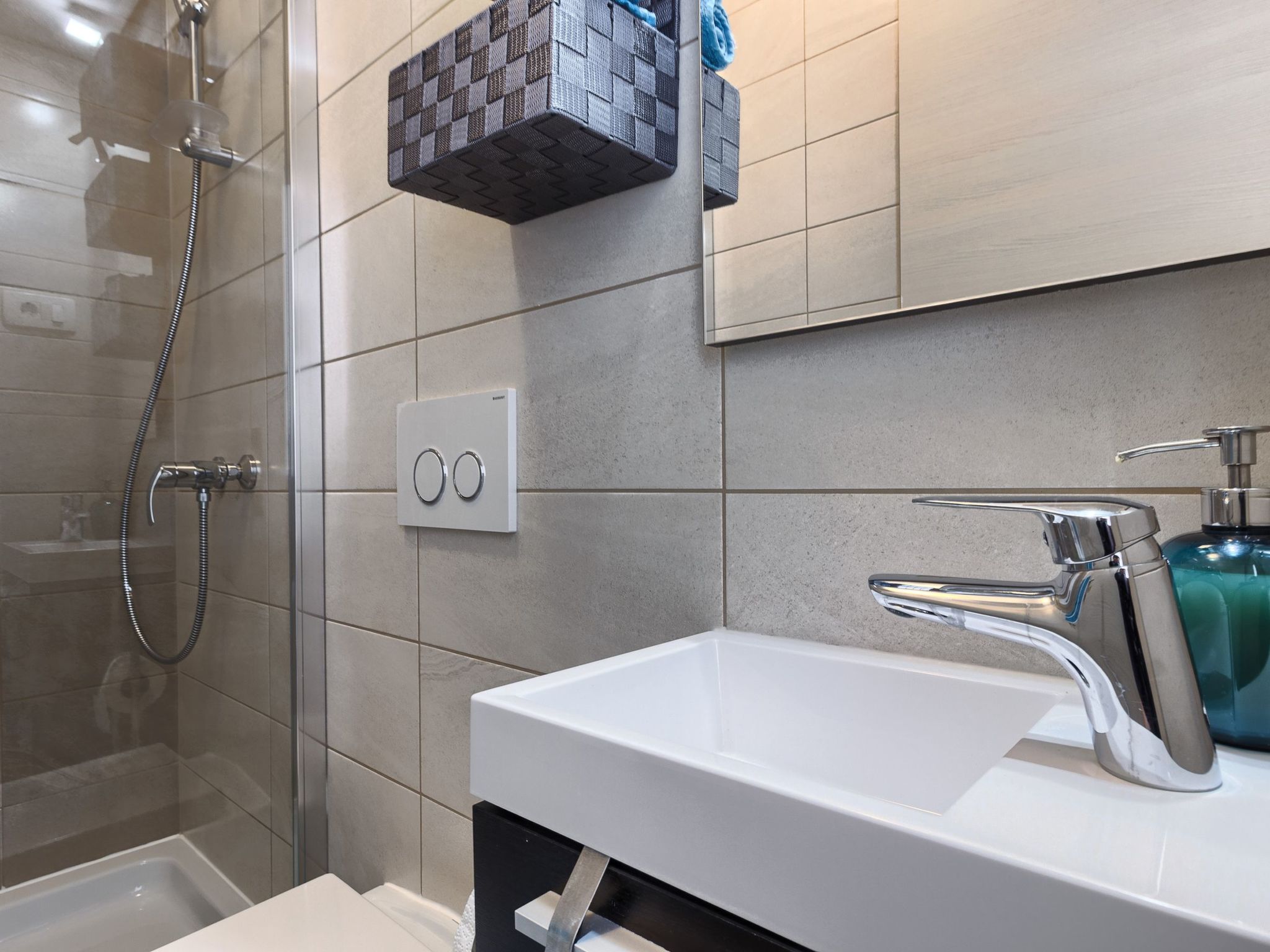 "Split Area Apartment"-Dedans