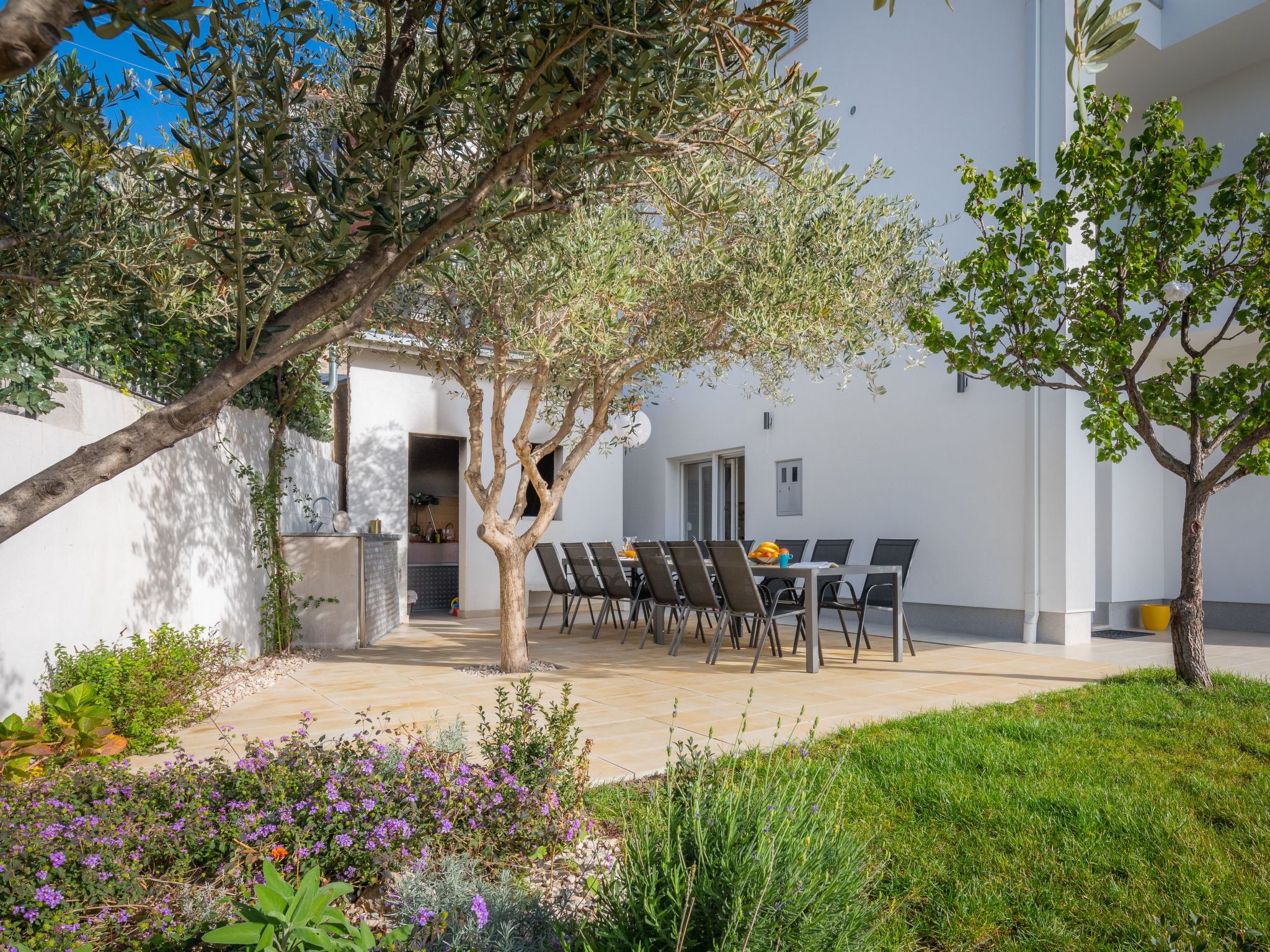 Ferienvilla "Elena" mit eigenem Pool-Drinnen