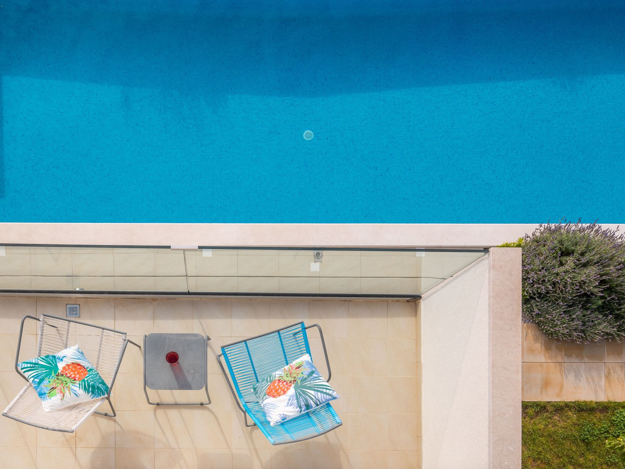 Ferienvilla "Elena" mit eigenem Pool-Drinnen