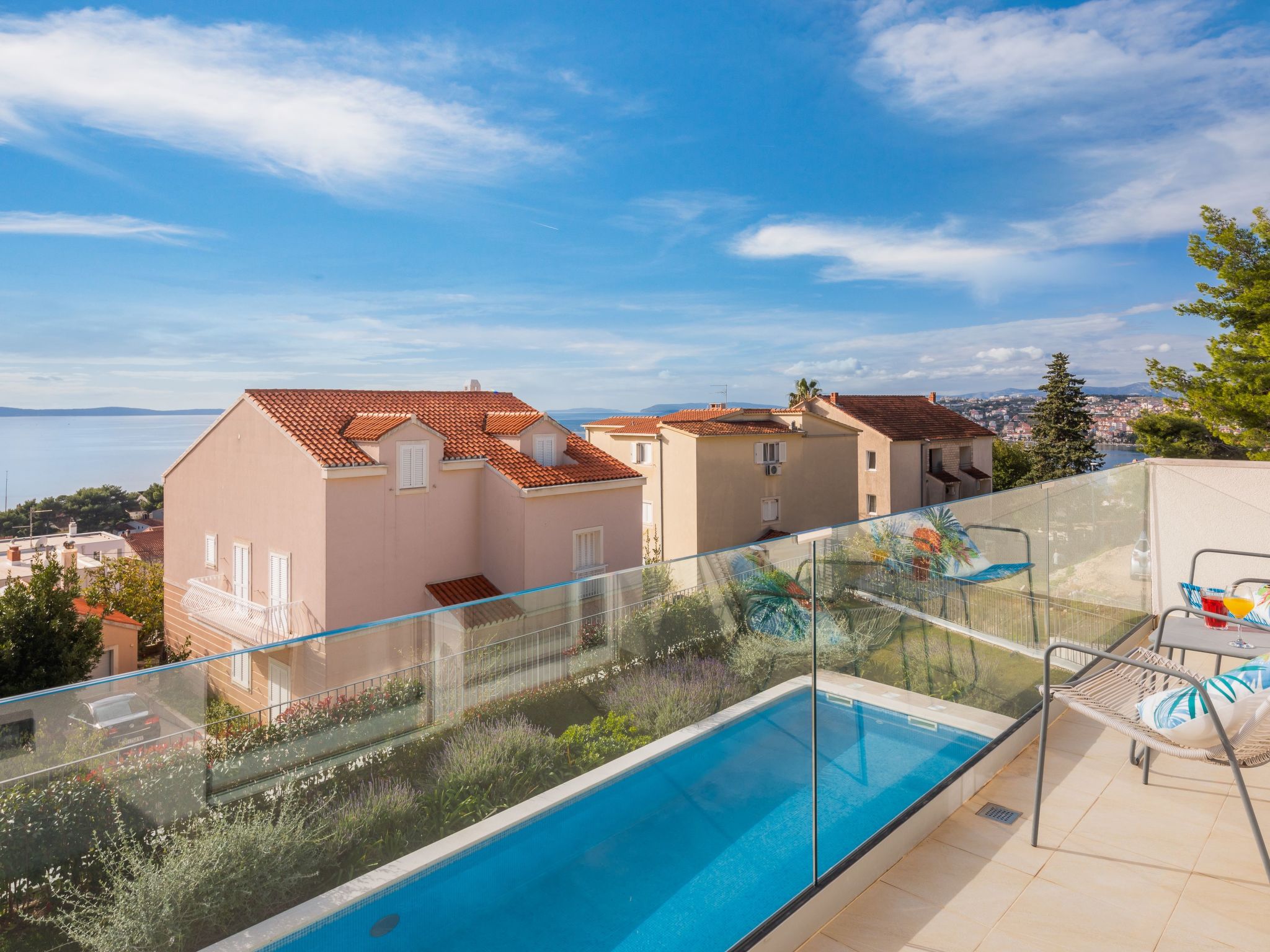 Ferienvilla "Elena" mit eigenem Pool-Drinnen