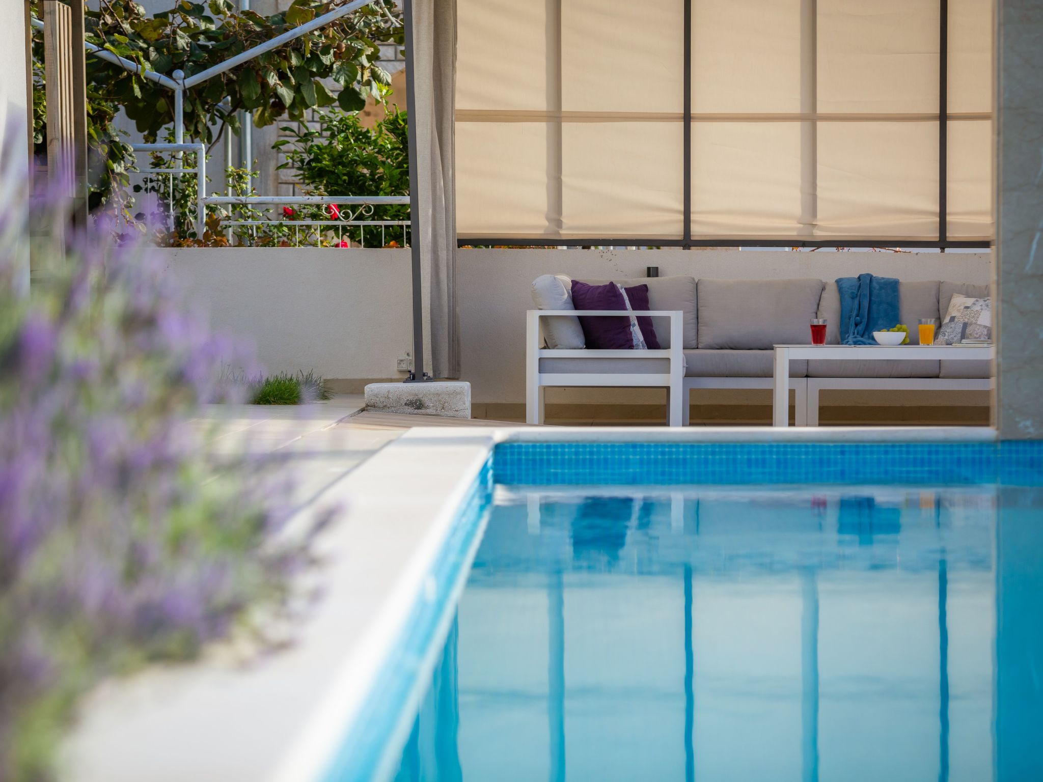 Ferienvilla "Elena" mit eigenem Pool-Drinnen