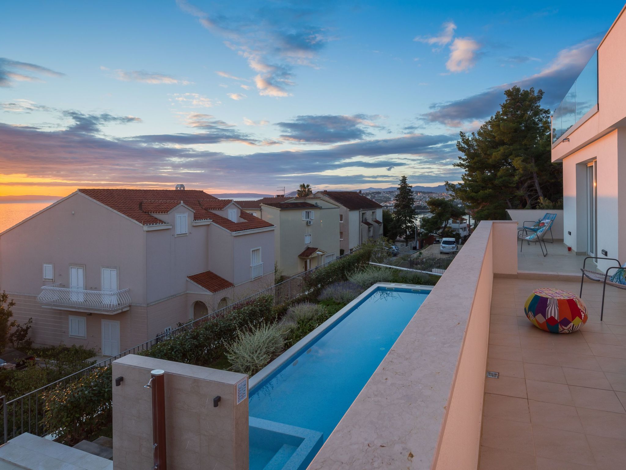 Ferienvilla "Elena" mit eigenem Pool-Drinnen