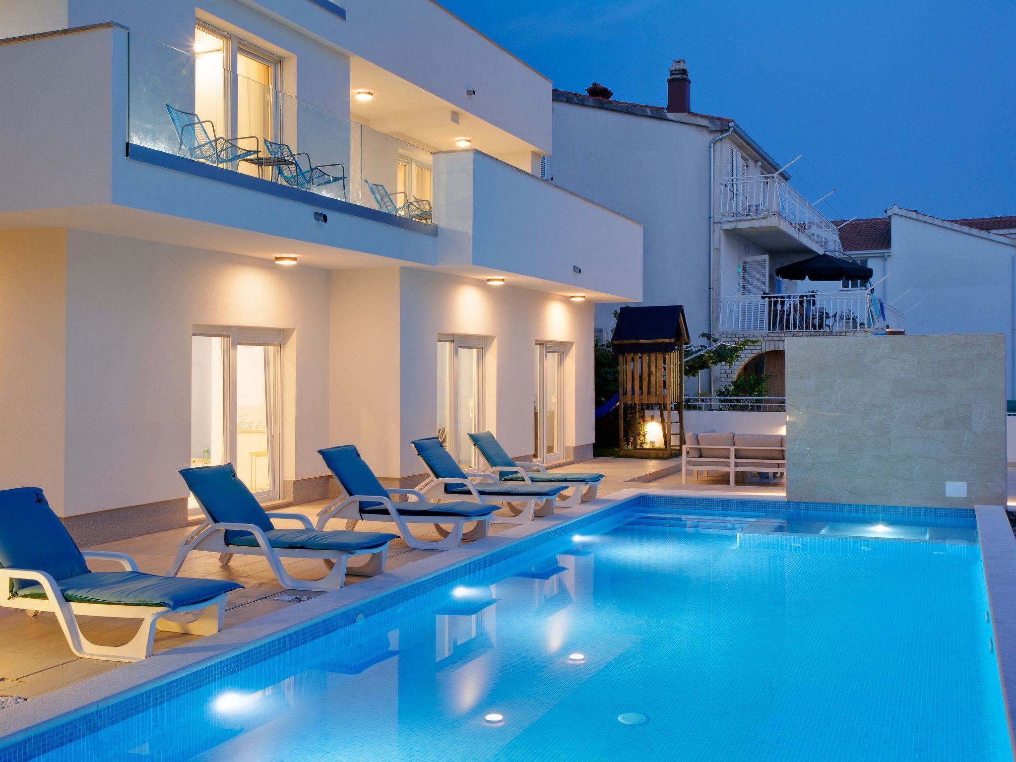 Ferienvilla "Elena" mit eigenem Pool-Drinnen