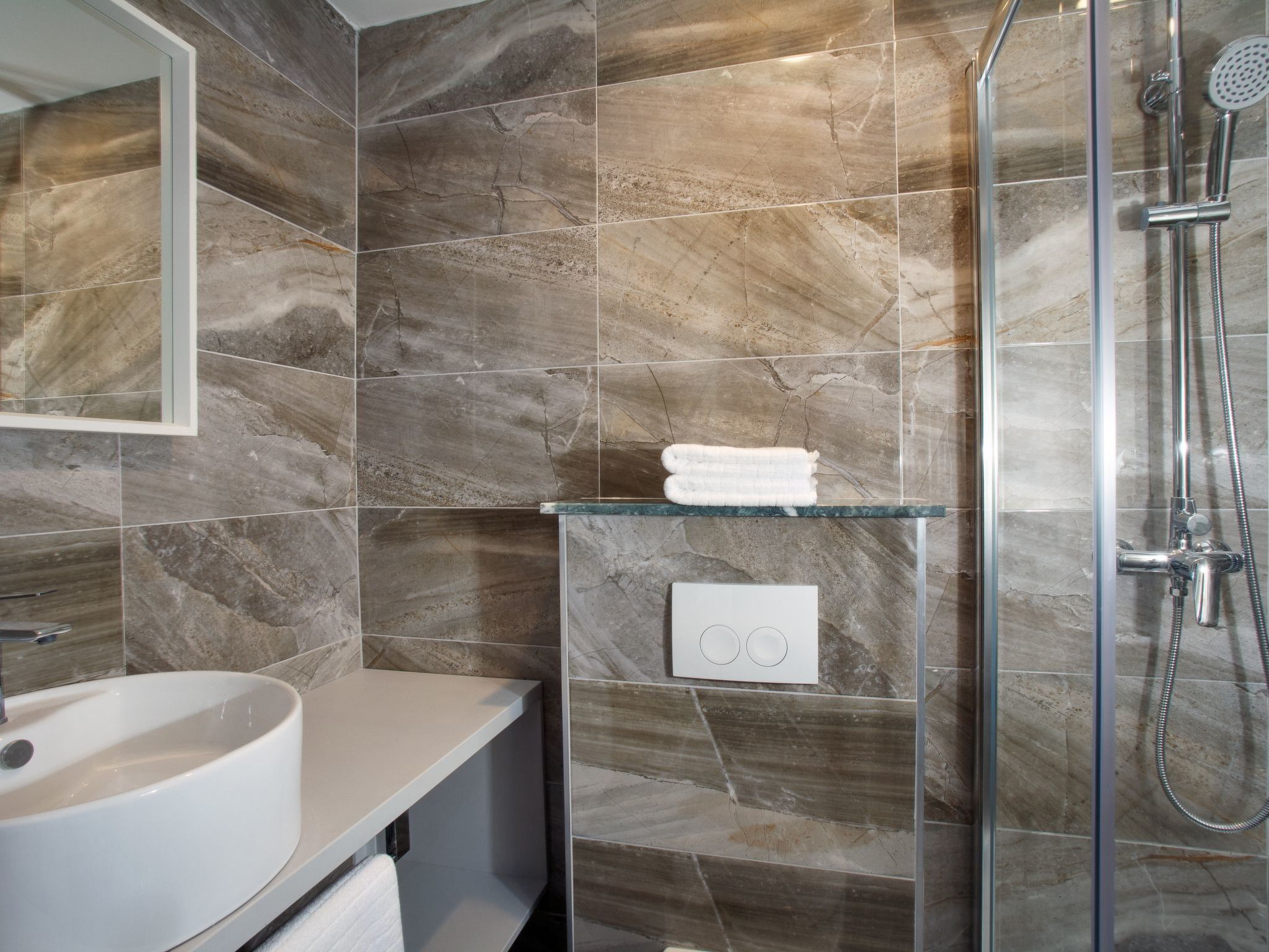 Ferienvilla "Elena" mit eigenem Pool-Drinnen