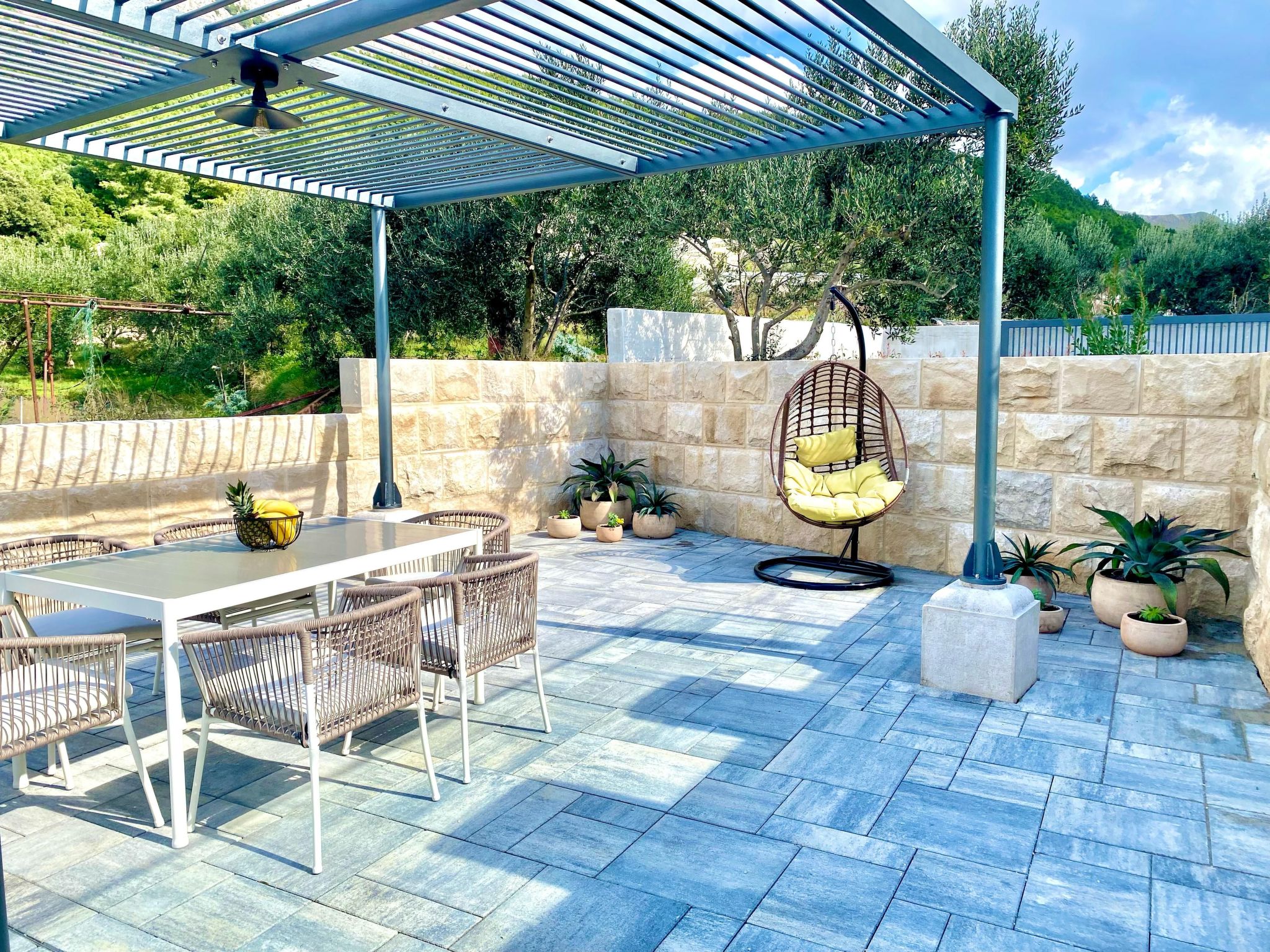 Villa mit beheiztem Infinity-Pool und Massagedüsen-Dedans