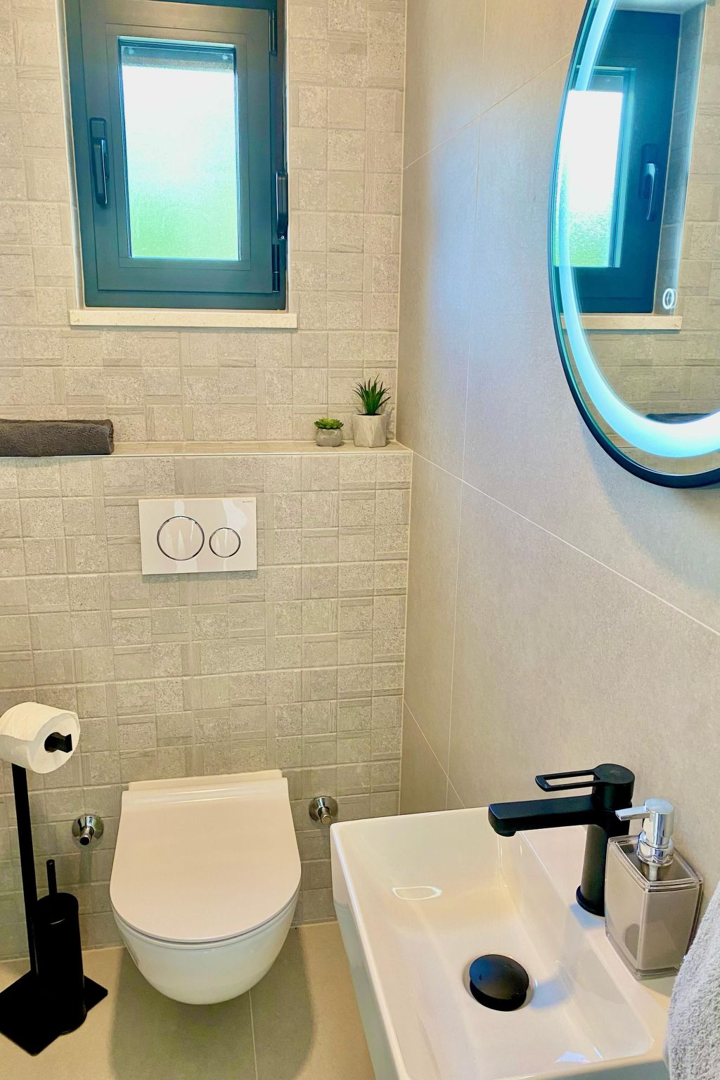 Villa mit beheiztem Infinity-Pool und Massagedüsen