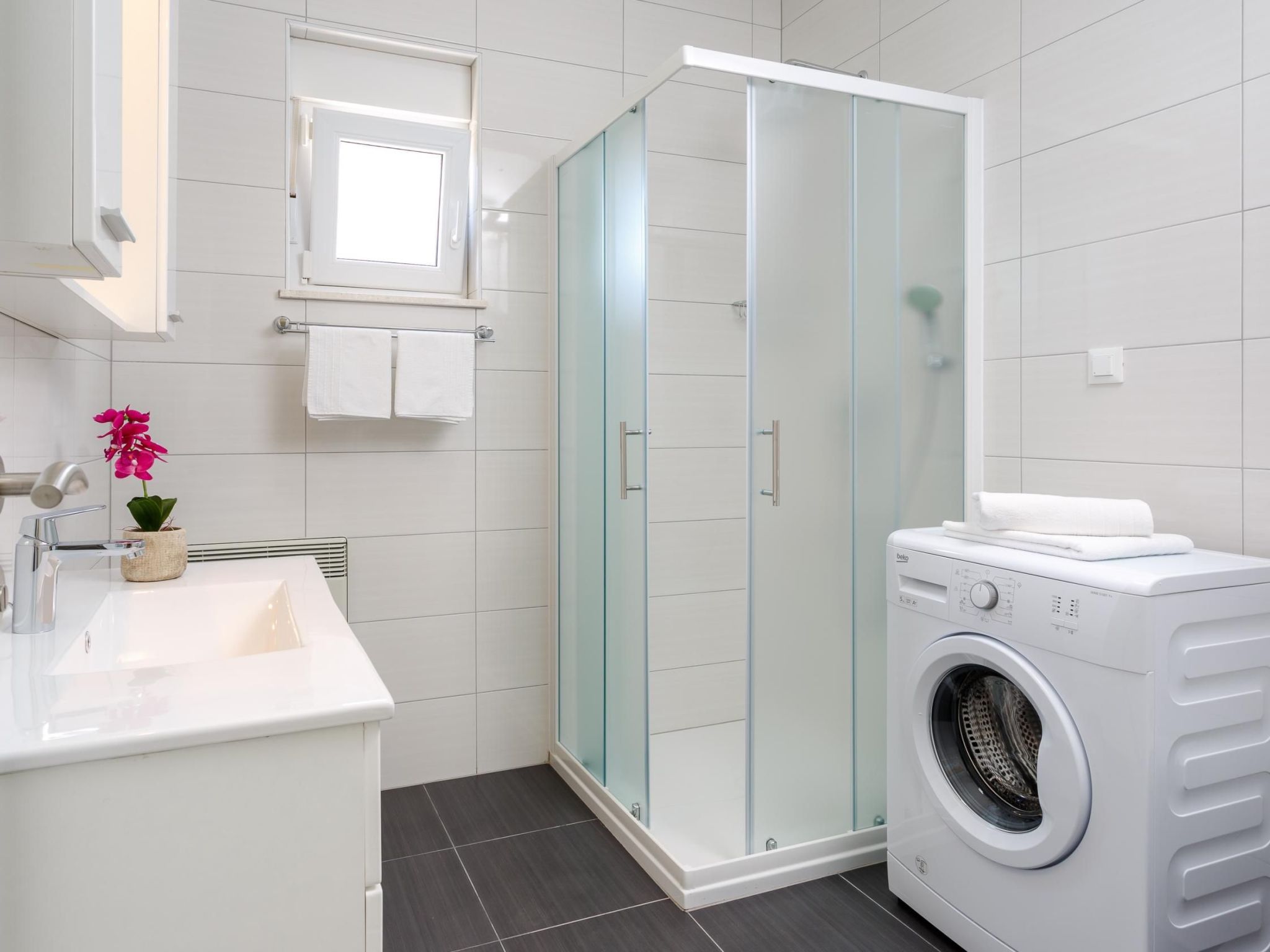 In Srinjine mit Privatem Pool-Image-tags.info