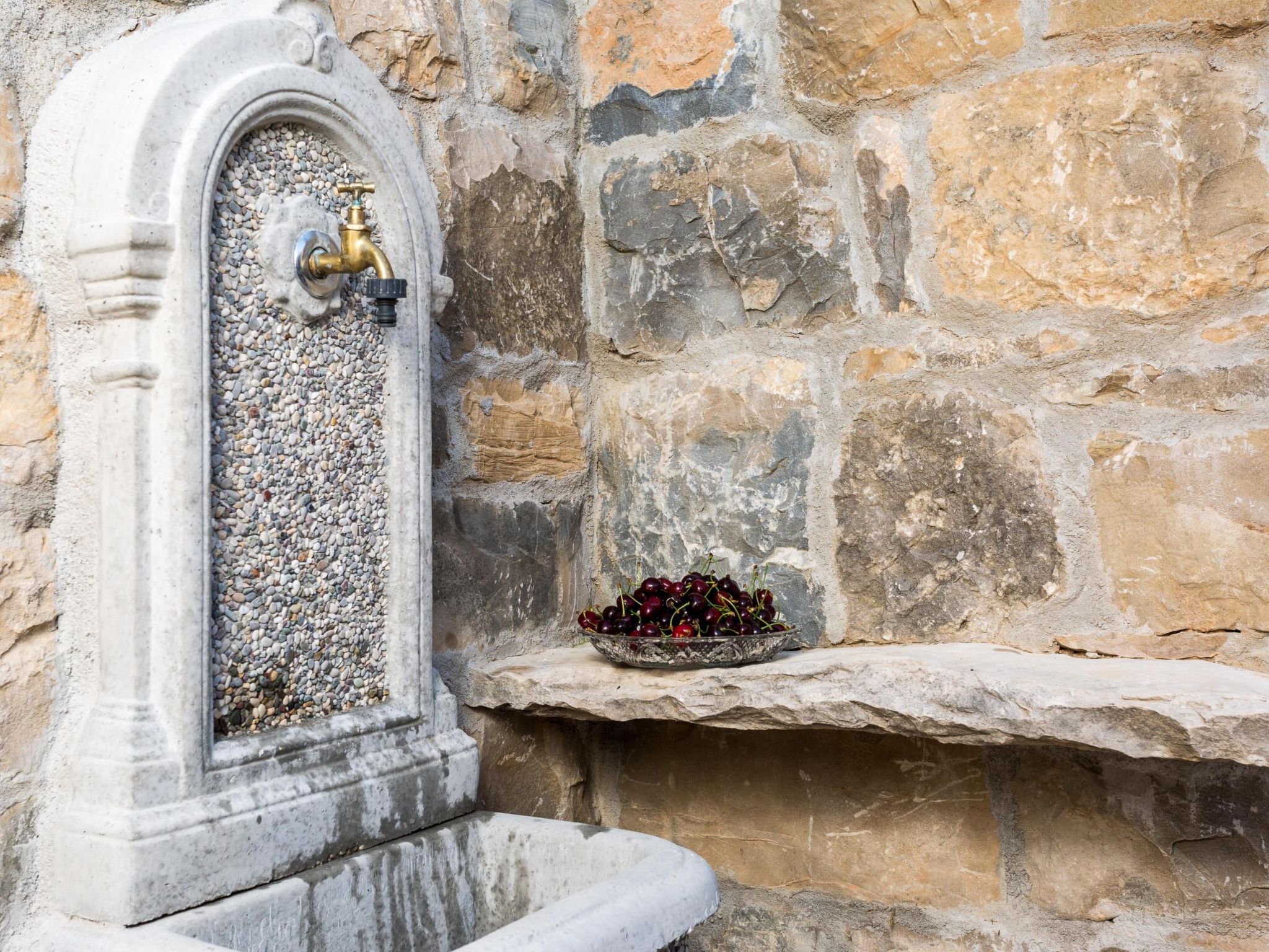 In Srinjine mit Privatem Pool-Image-tags.info