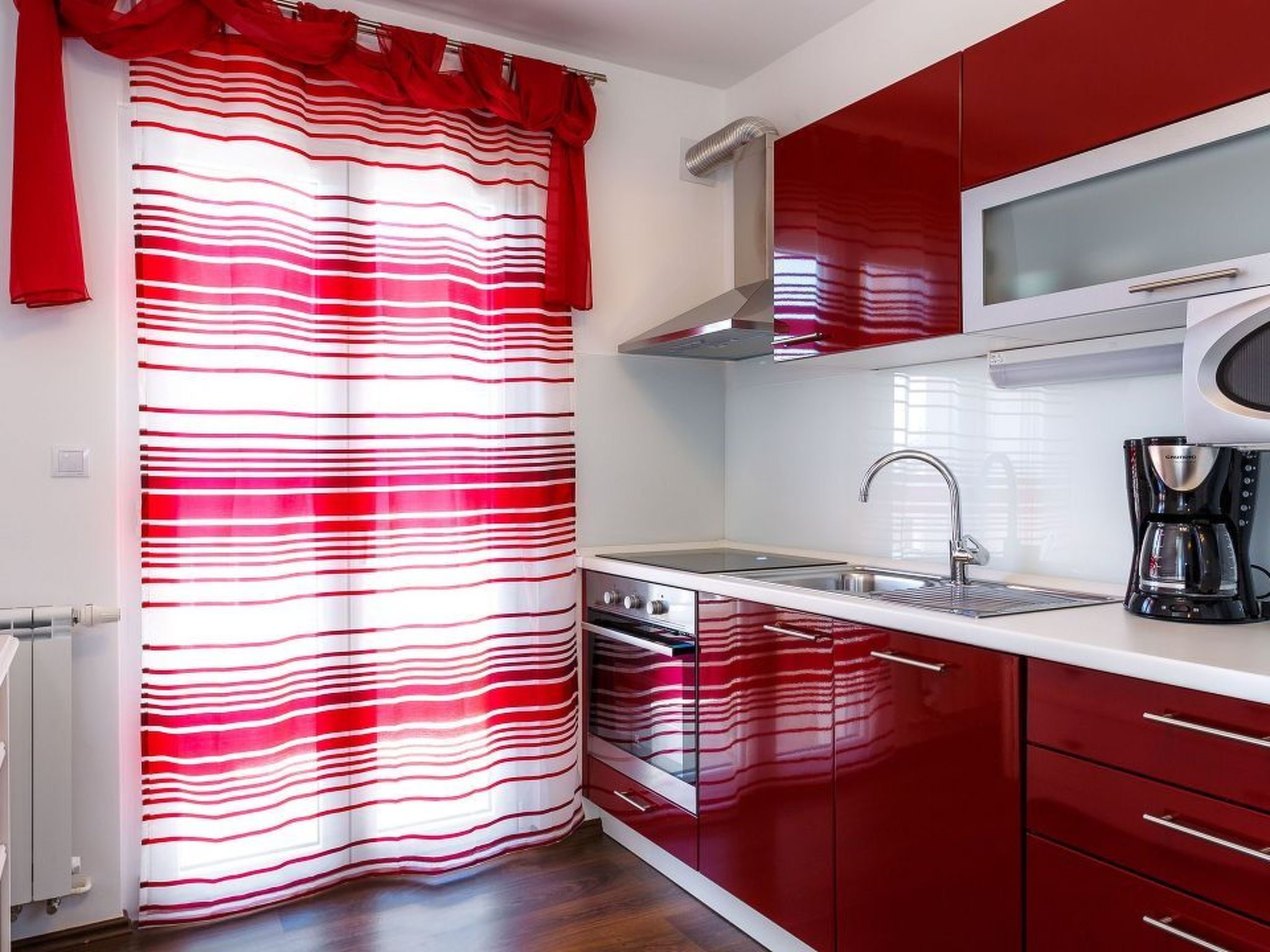 In Dugi Rat mit Großer Terrasse-Image-tags.info