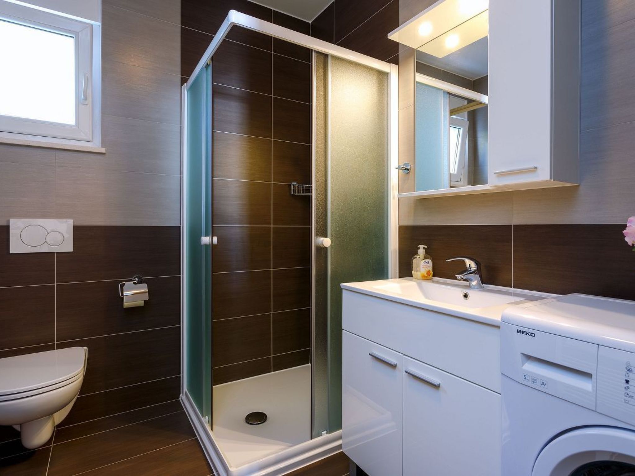 In Dugi Rat mit Großer Terrasse-Image-tags.info