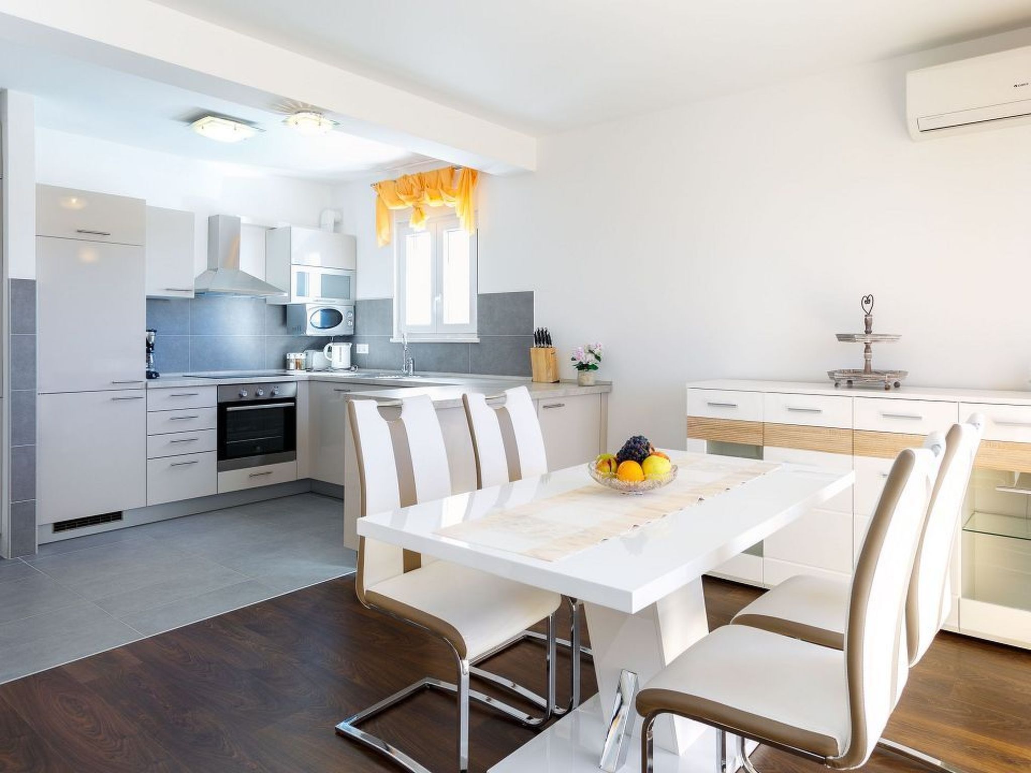 In Dugi Rat mit Großer Terrasse