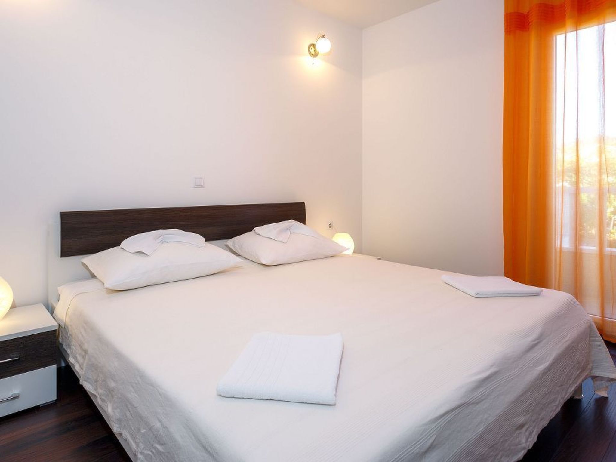 Appartement in Dugi Rat mit Großer Terrasse-Image-tags.info