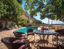 Villa Jolie Amazing Stone: Ruim vakantiehuis met zwembad en zeezicht bij Omiš - thumbnail 3