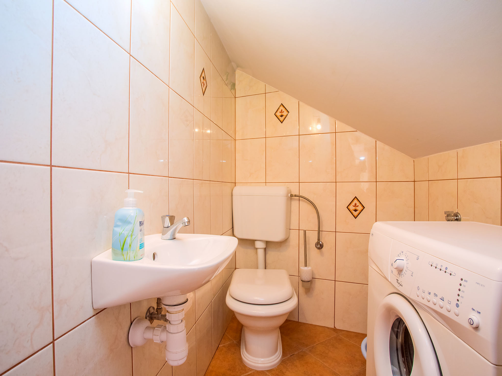 Villa Jolie Amazing Stone: Ruim vakantiehuis met zwembad en zeezicht bij Omiš - foto 18
