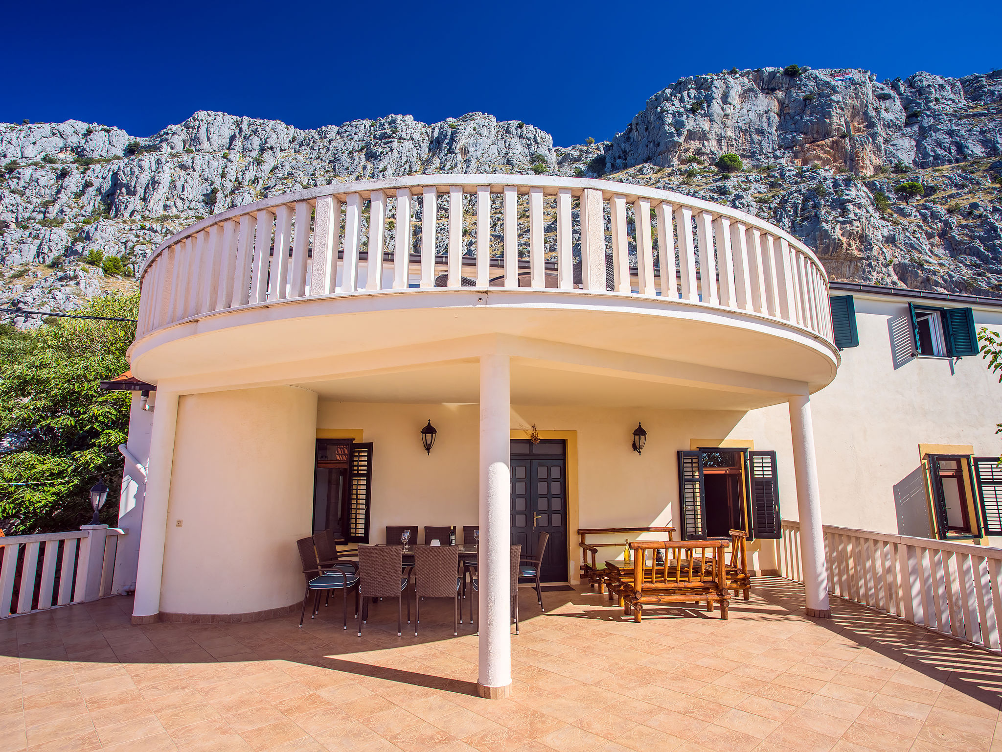 Villa Jolie Amazing Stone: Ruim vakantiehuis met zwembad en zeezicht bij Omiš - foto 13