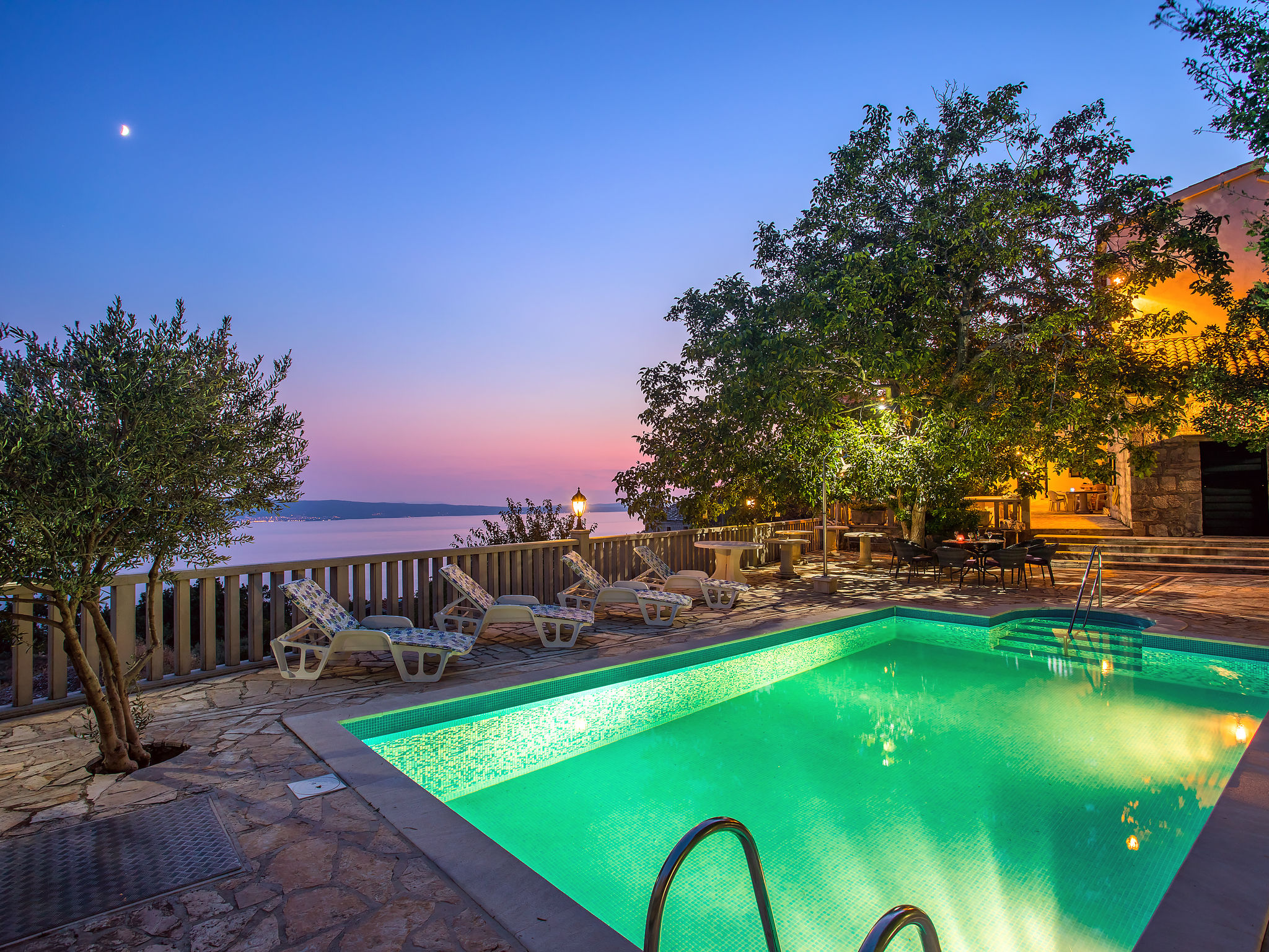 Villa Jolie Amazing Stone: Ruim vakantiehuis met zwembad en zeezicht bij Omiš - foto 31