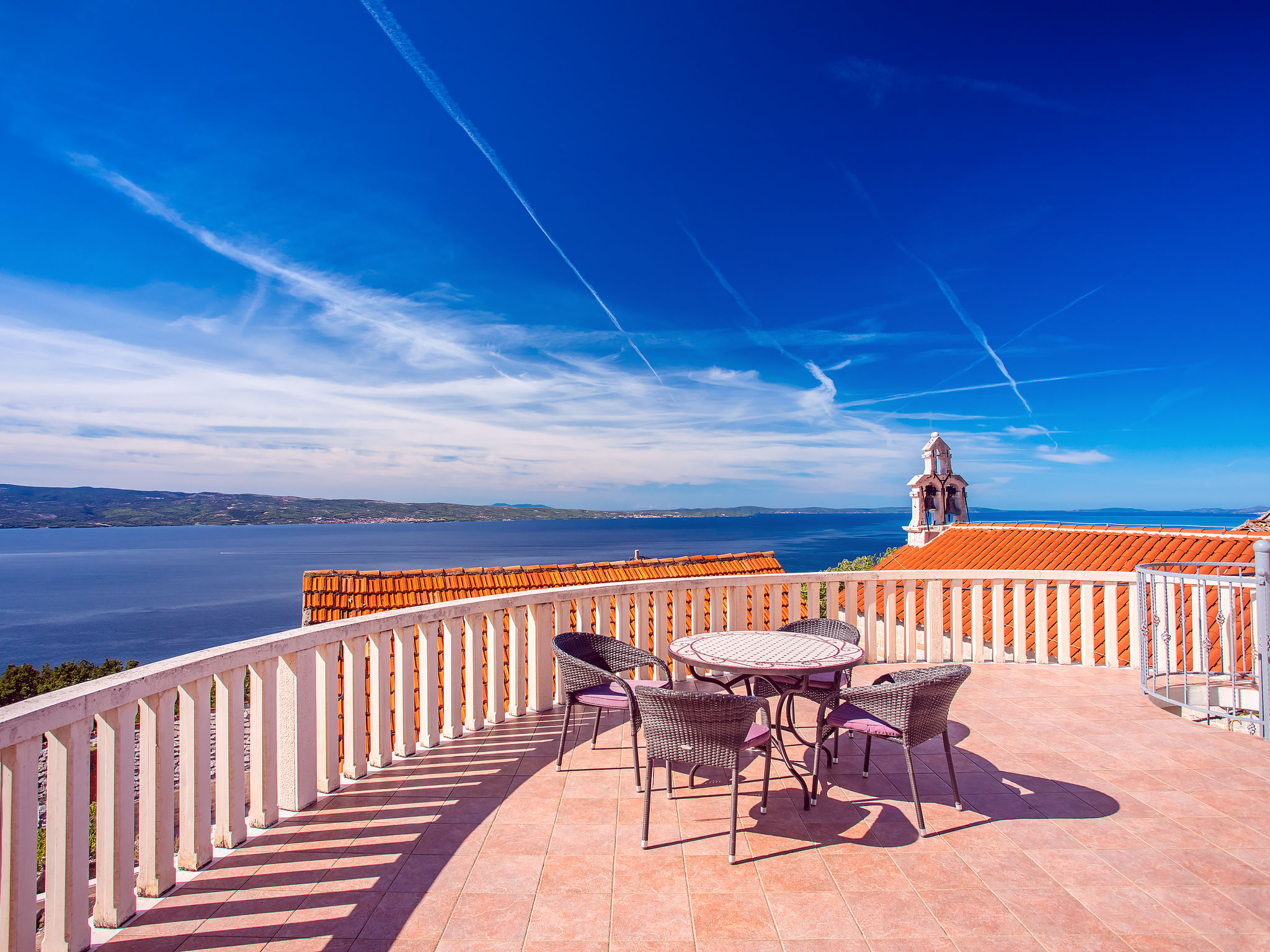 Villa Jolie Amazing Stone: Ruim vakantiehuis met zwembad en zeezicht bij Omiš - foto 4