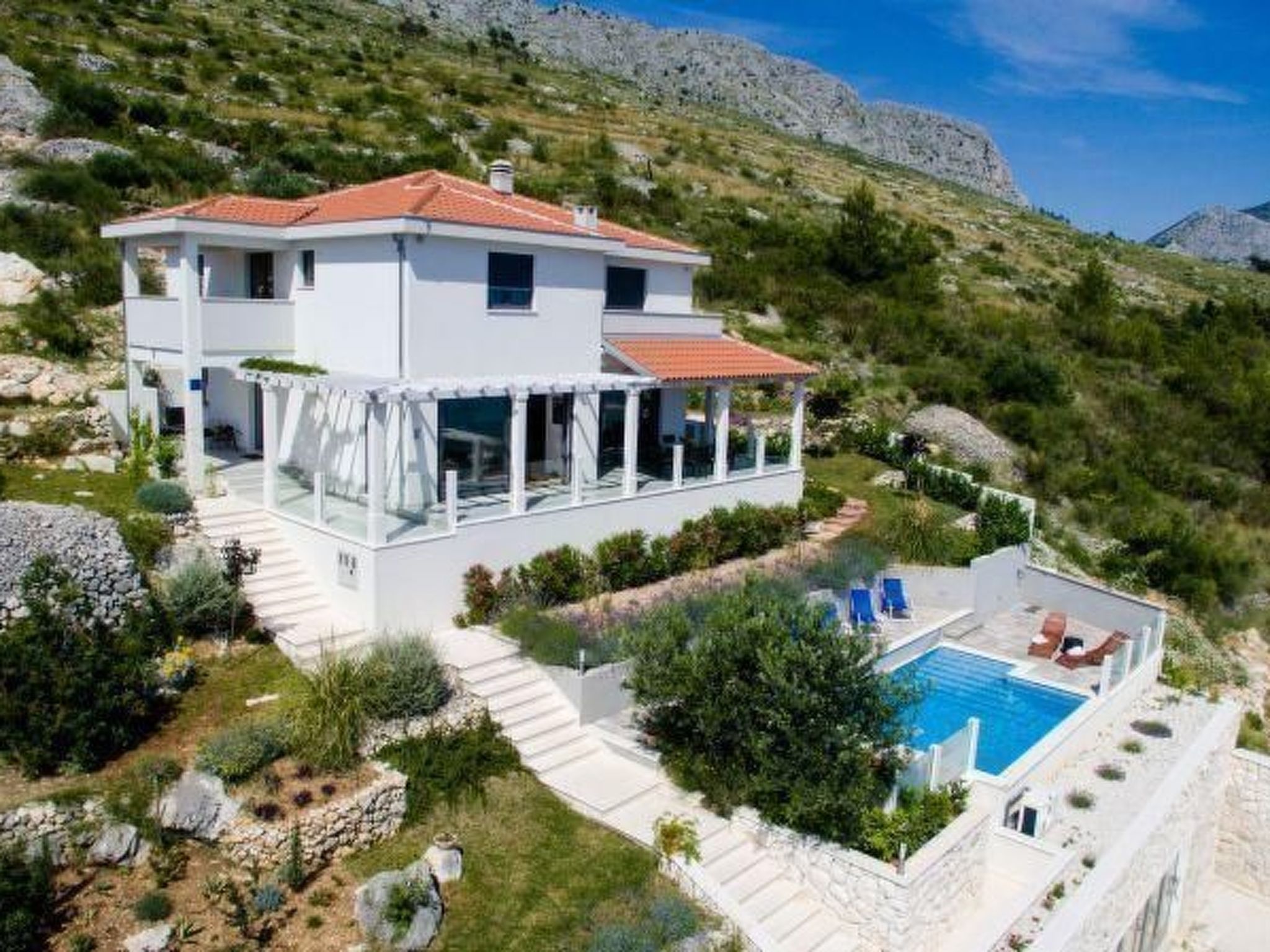 Vakantiehuis met privé zwembad in Omis (Kroatië) voor 10 personen