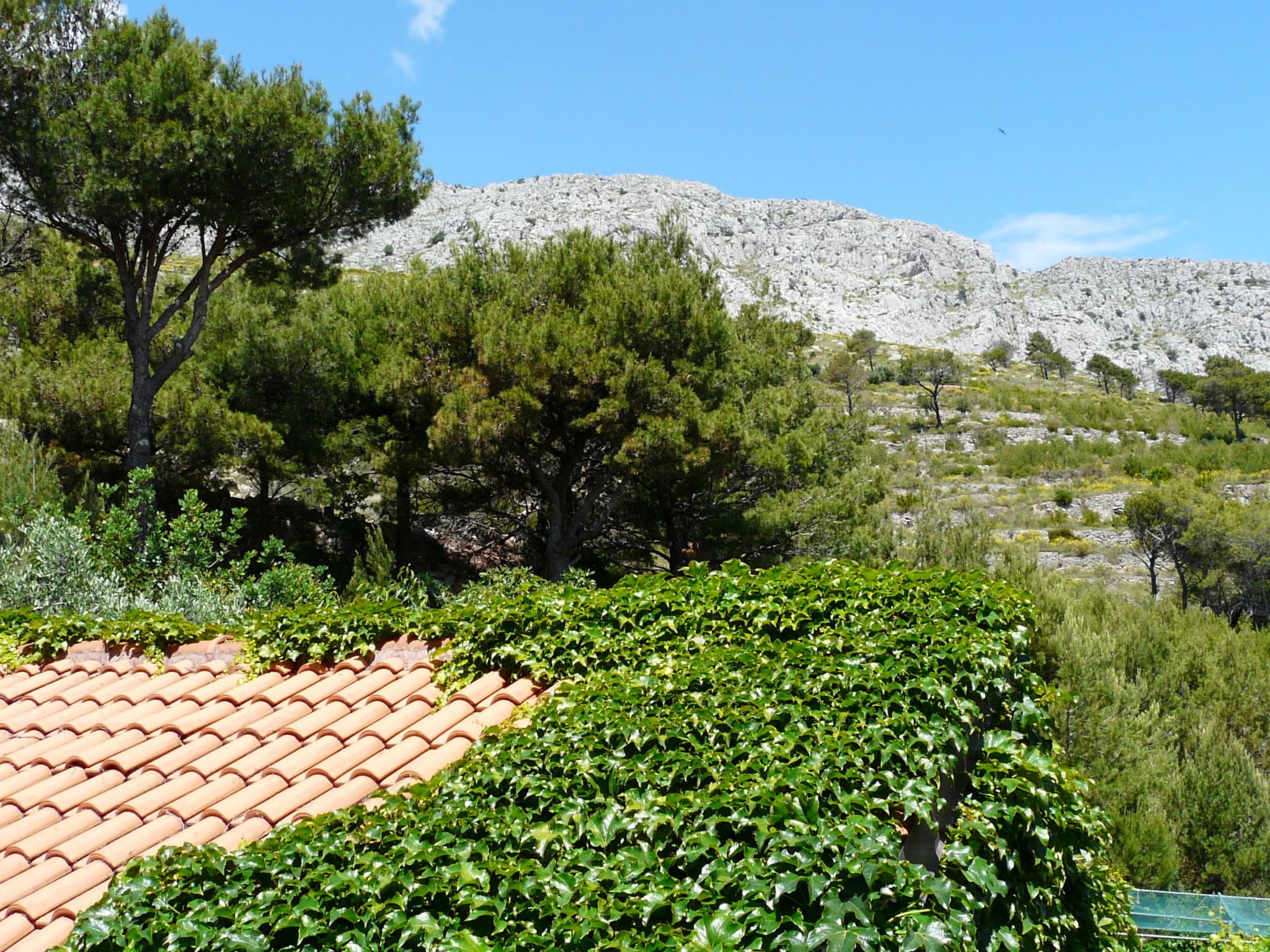 Appartement in Duće mit Großem Balkon-Buiten