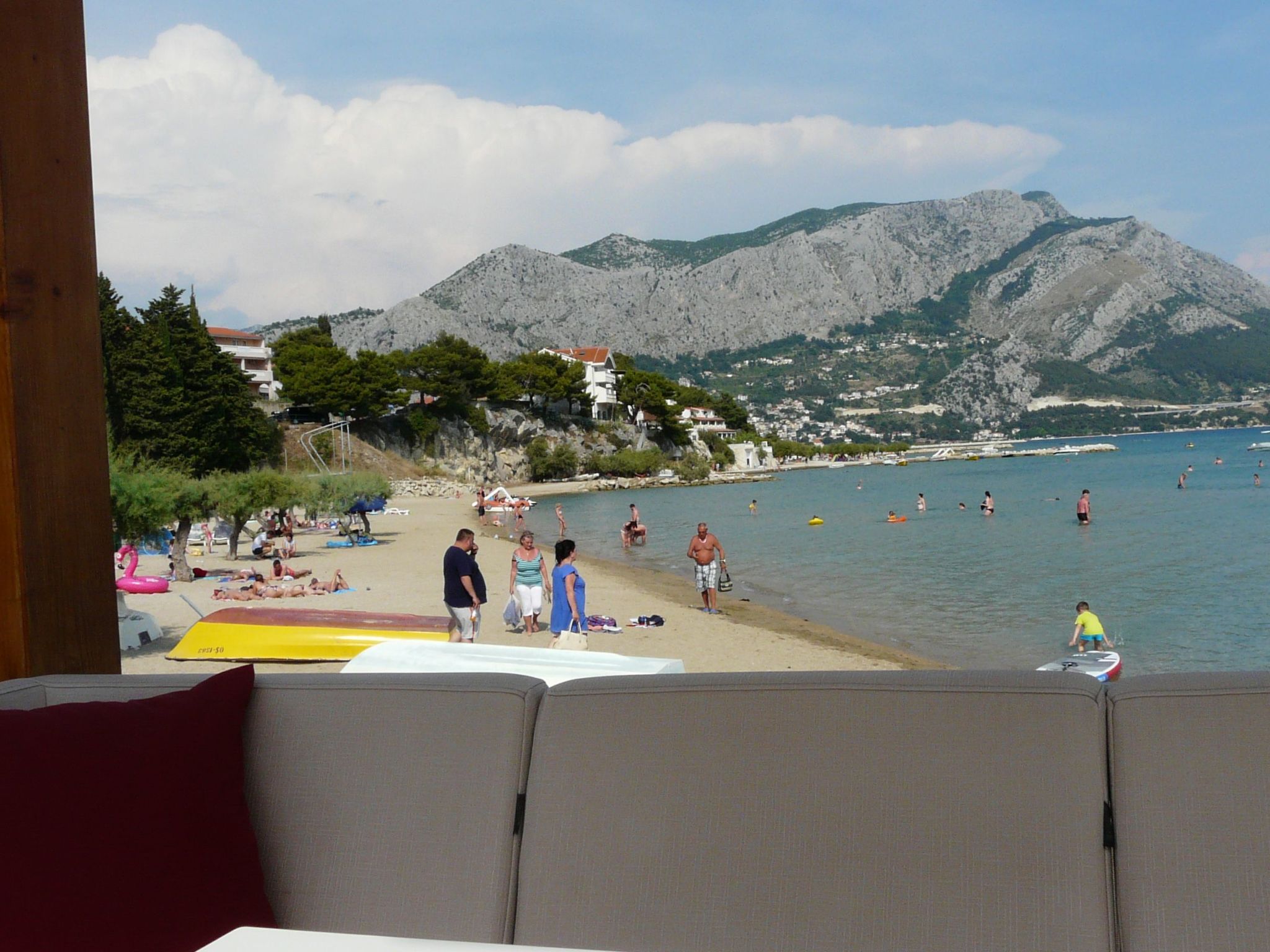 Appartement in Duće mit Großem Balkon-Buiten