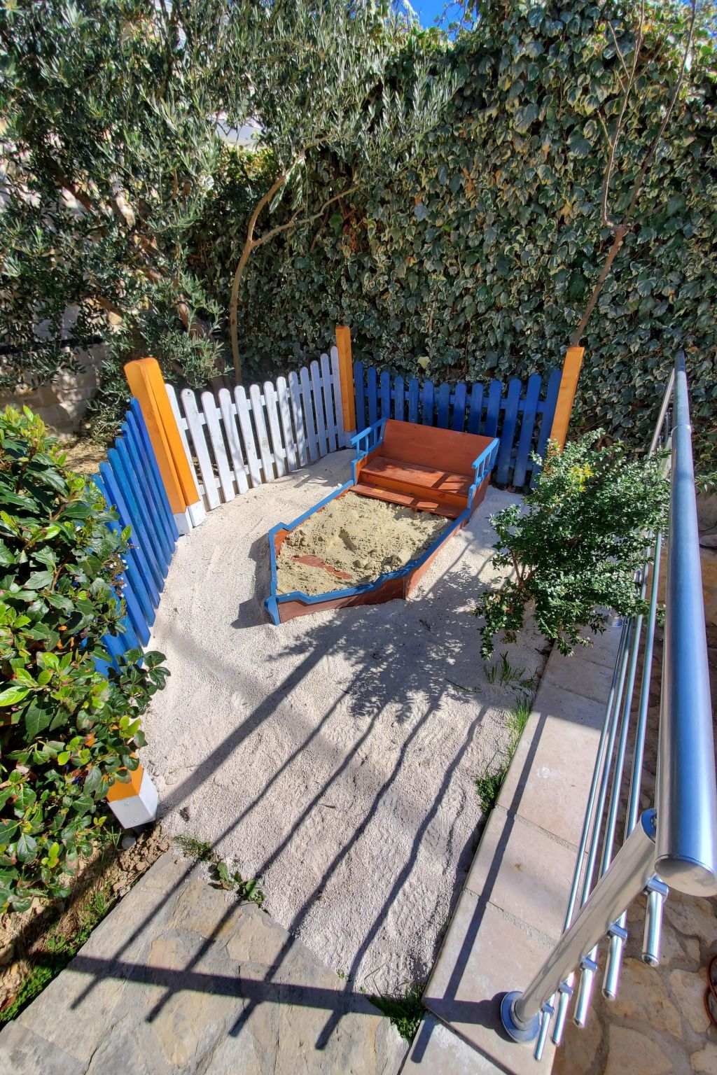 Haus in Stanići mit grünem Garten-Image-tags.info