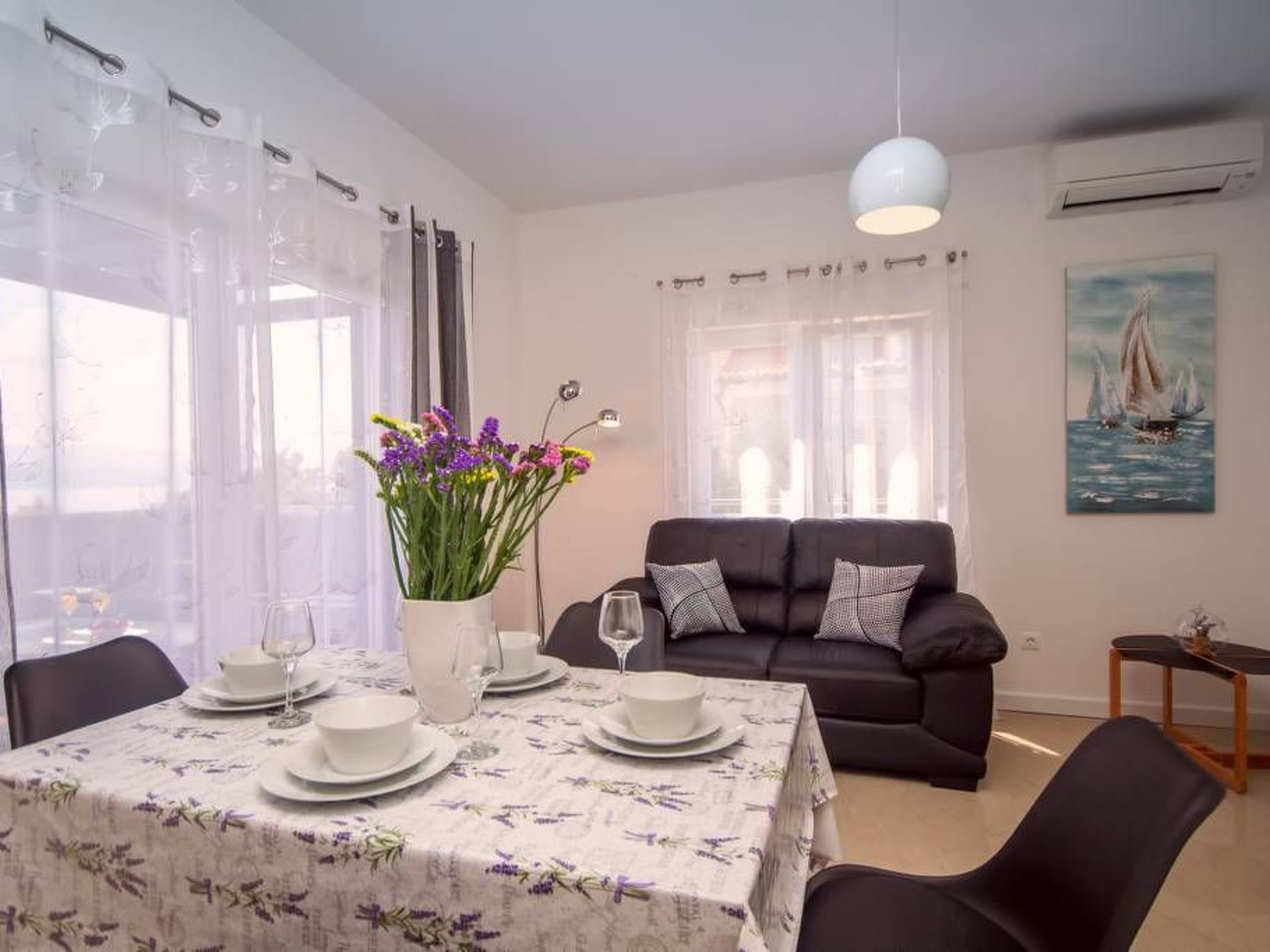 Haus in Stanići mit grünem Garten-Image-tags.info